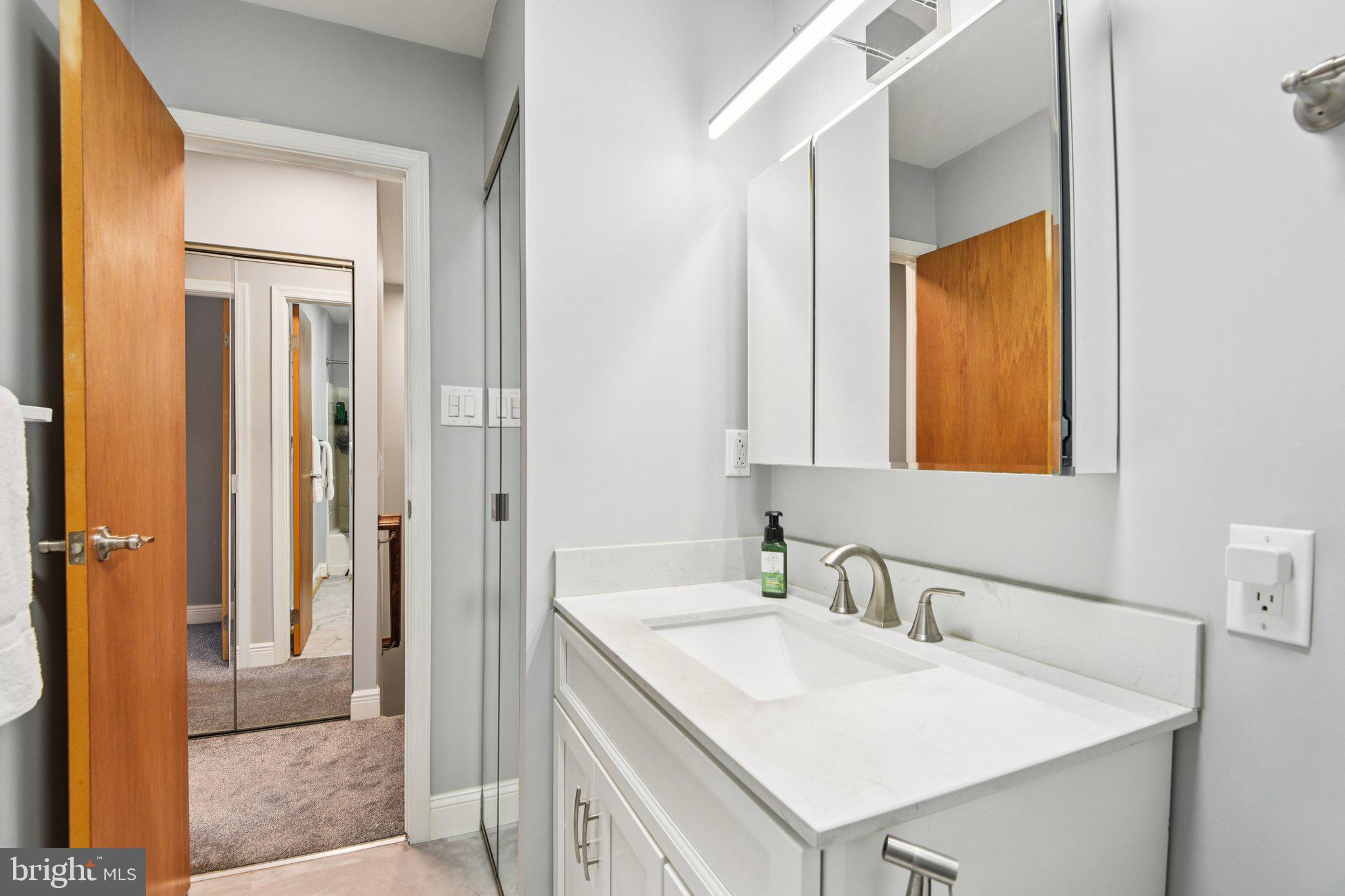 WHISKEY BOTTOM - Residential