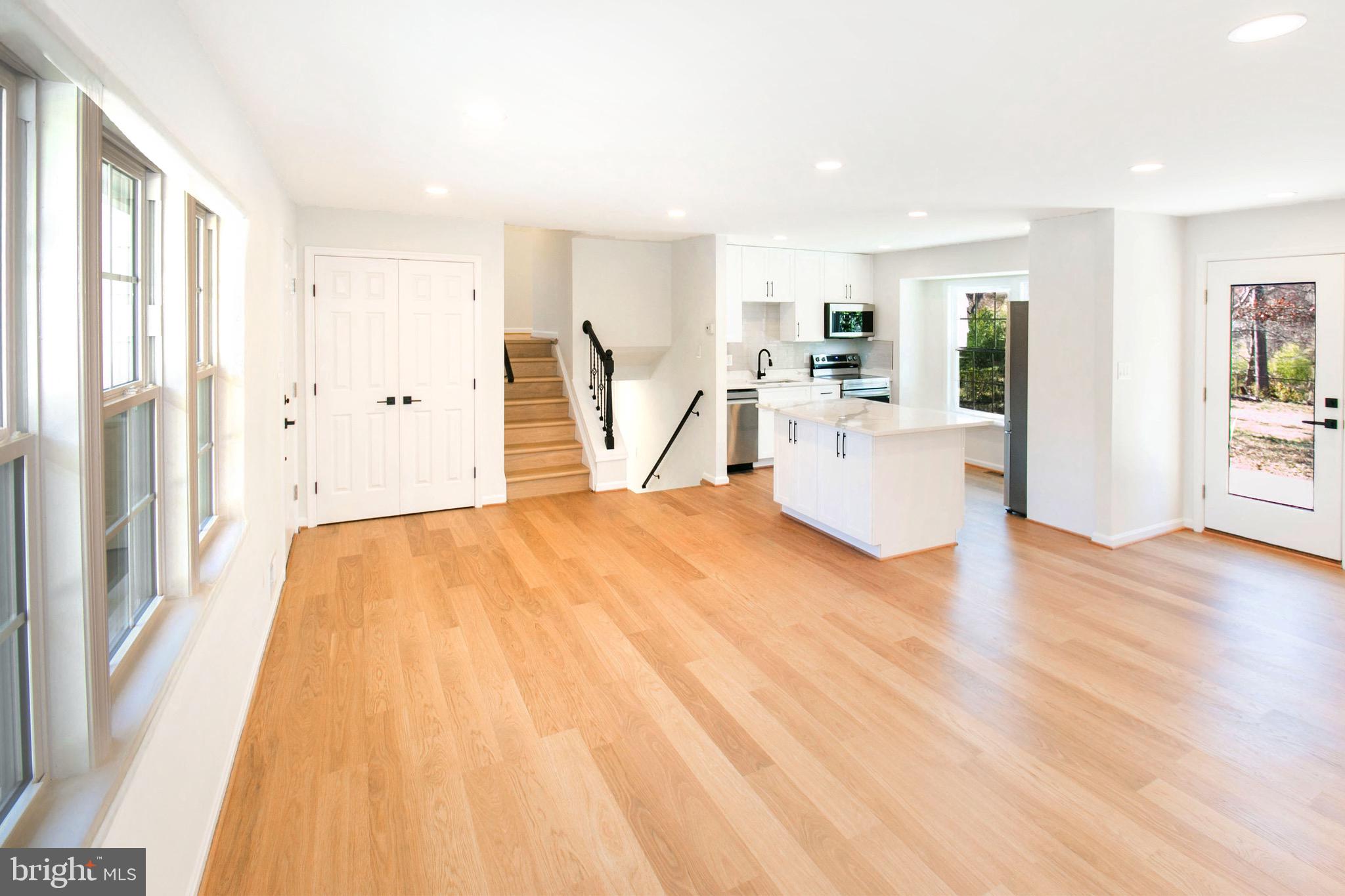 FORT HUNT - Residential