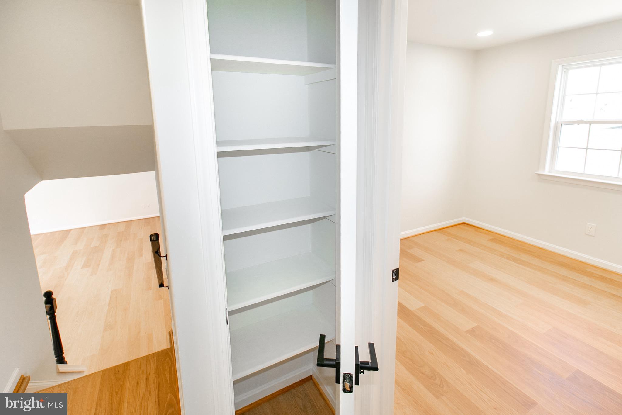 FORT HUNT - Residential