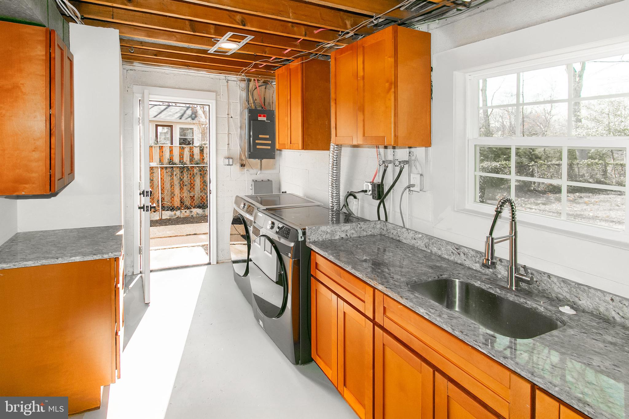 FORT HUNT - Residential