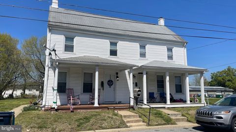 32 W NORTH STREET SMYRNA DE 19977