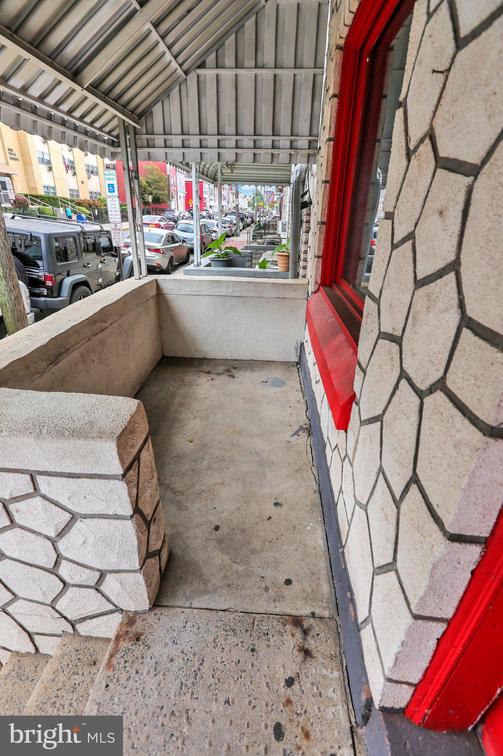 526 N 10TH STREET