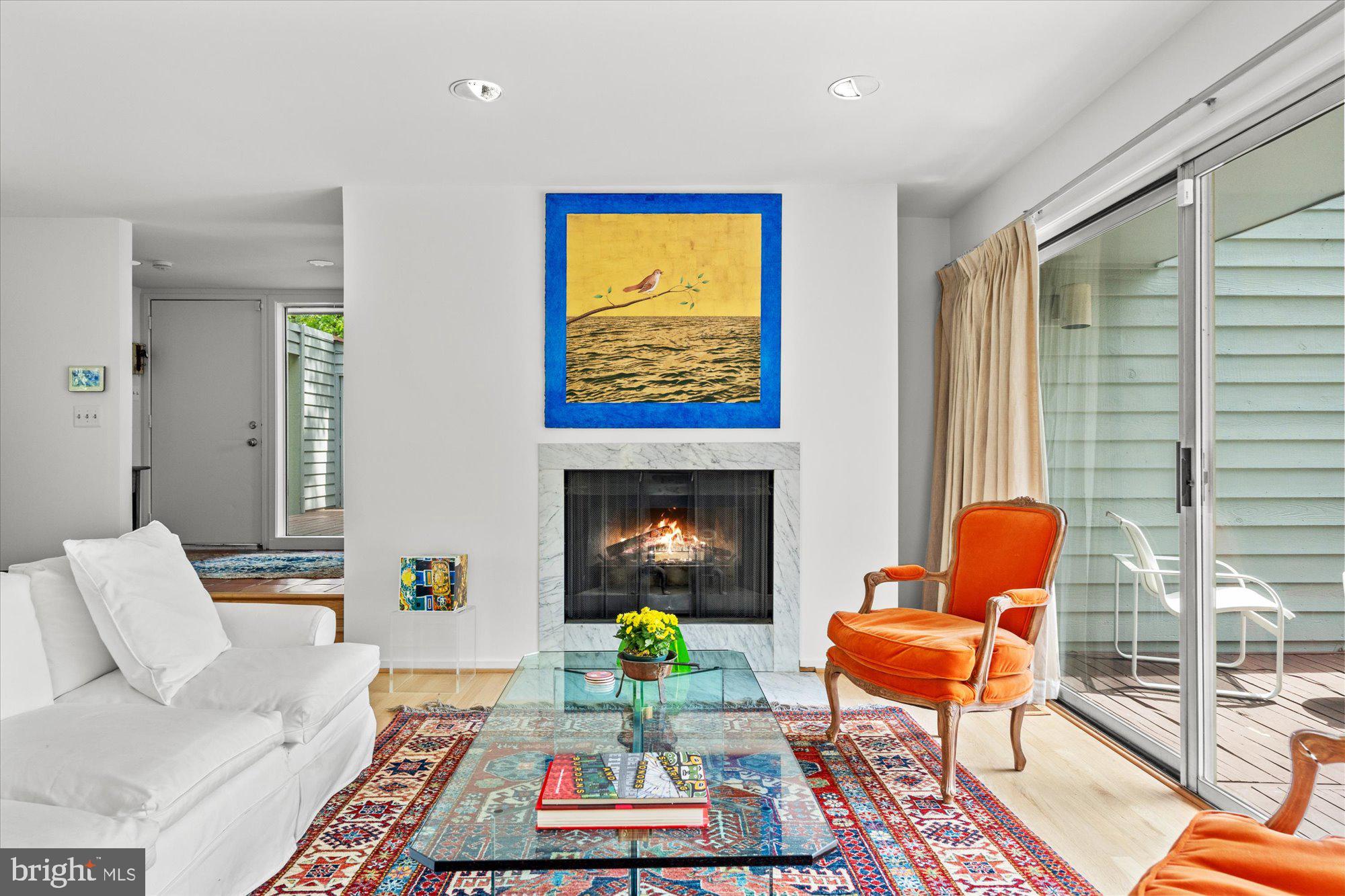 RESTON - Residential