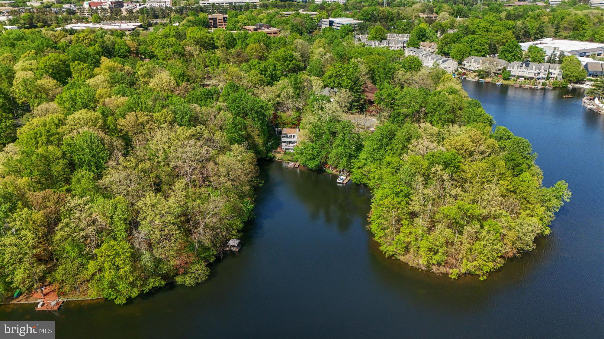 RESTON - Residential