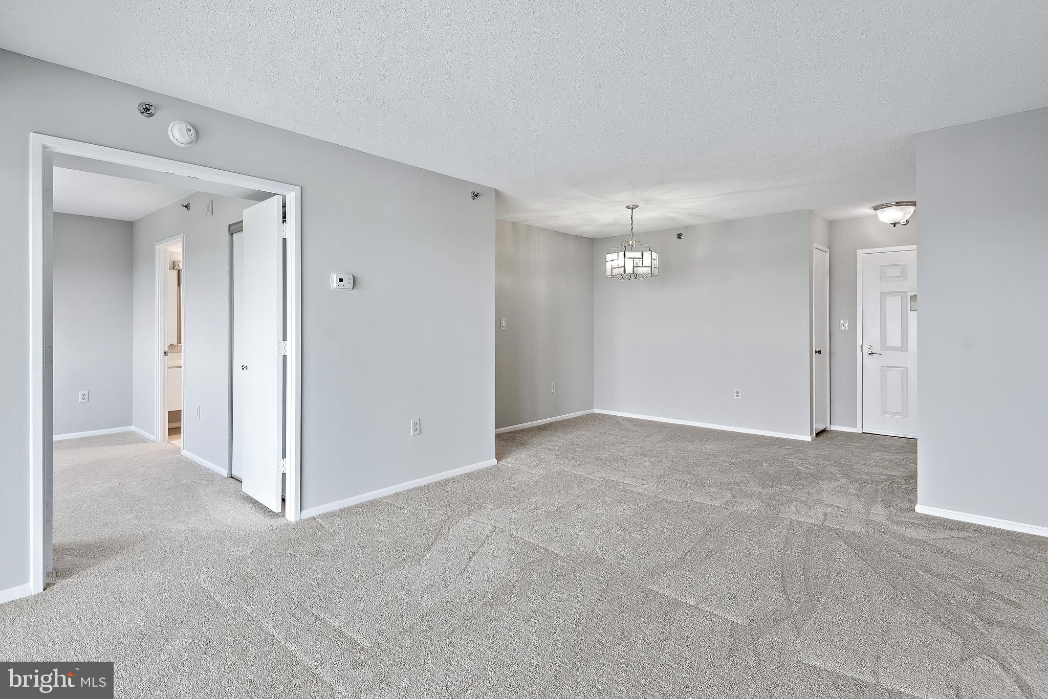 LEISURE WORLD - Residential