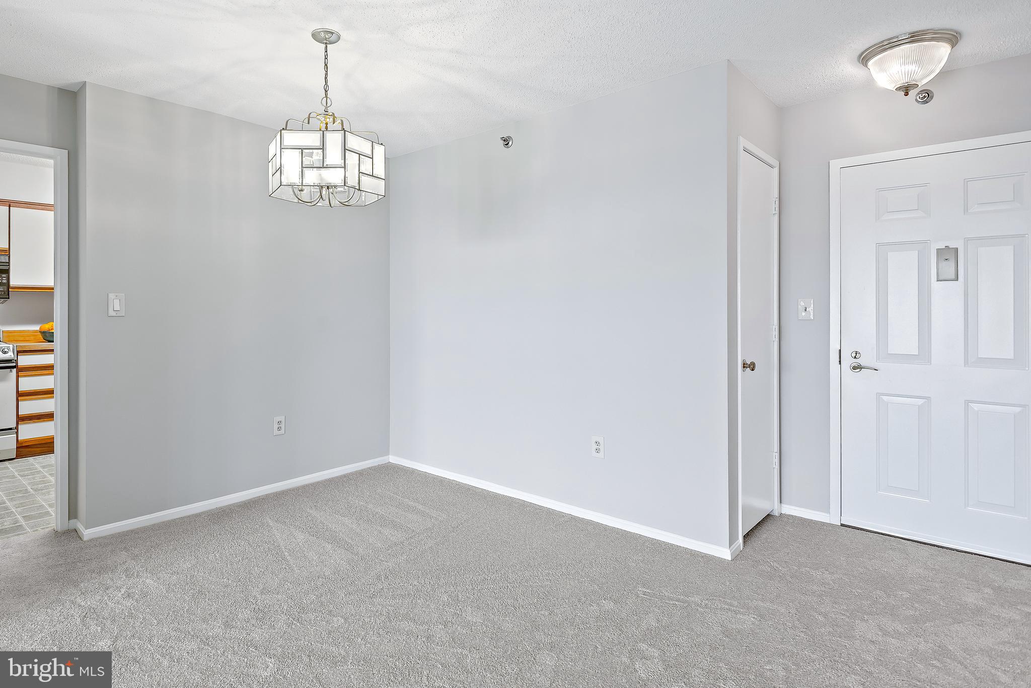 LEISURE WORLD - Residential