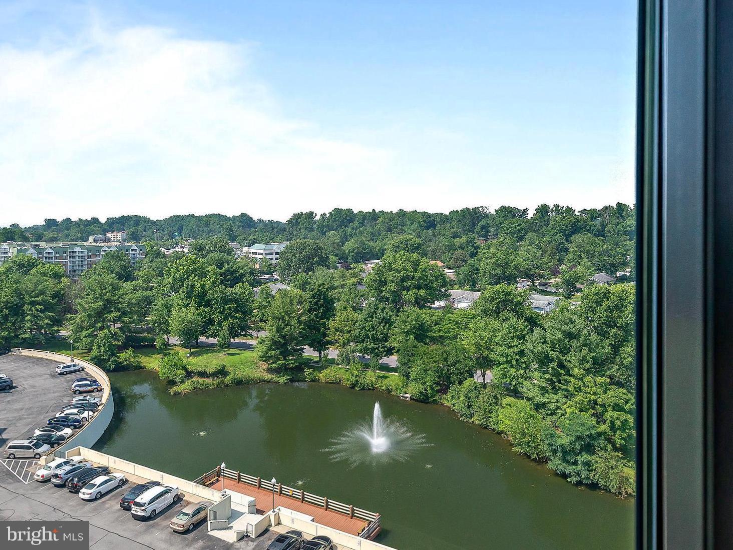 LEISURE WORLD - Residential