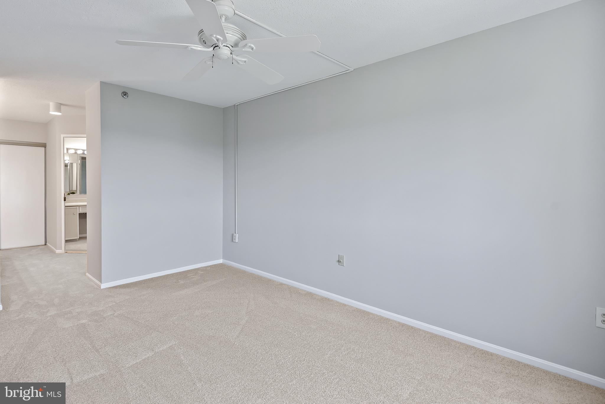 LEISURE WORLD - Residential