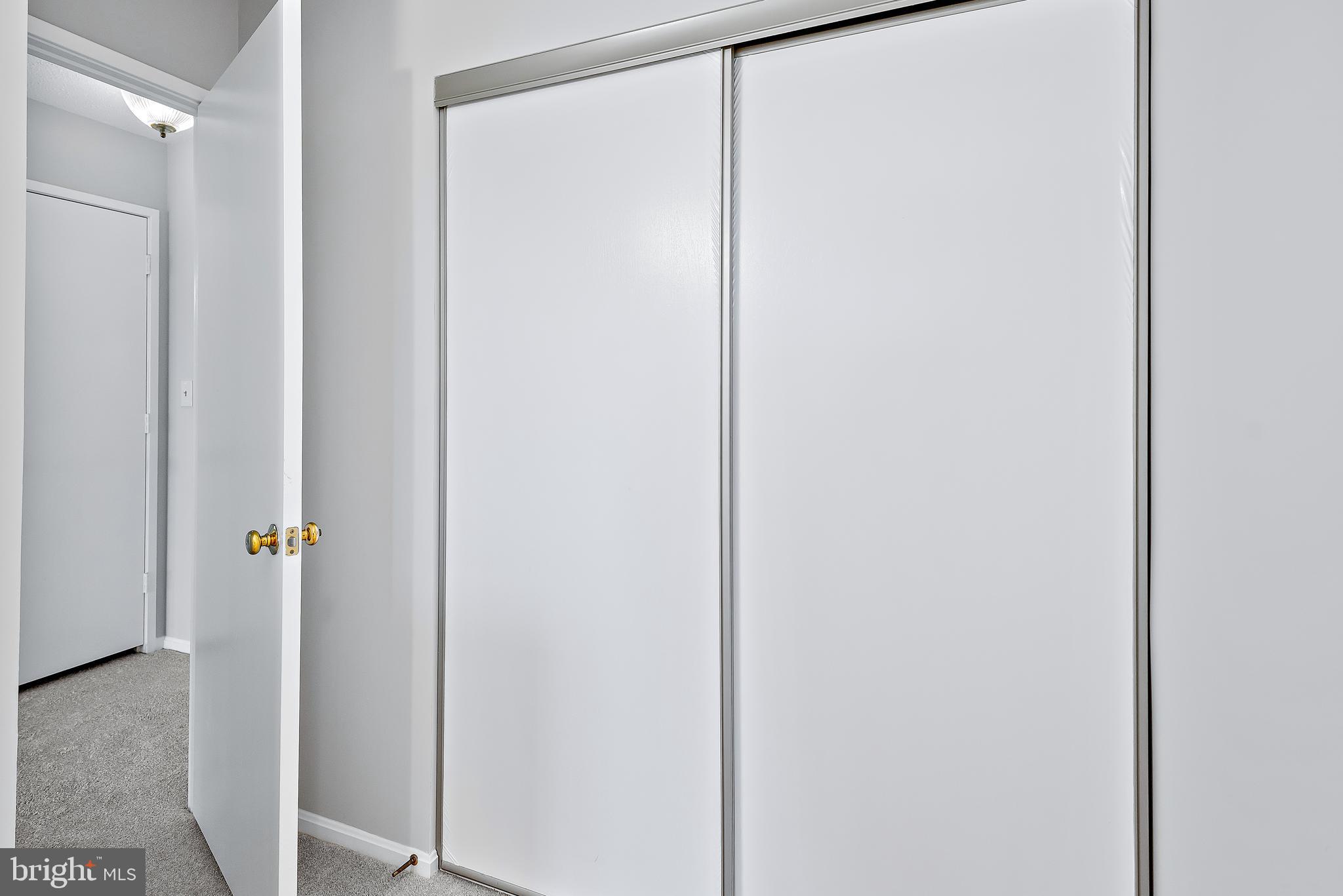 LEISURE WORLD - Residential