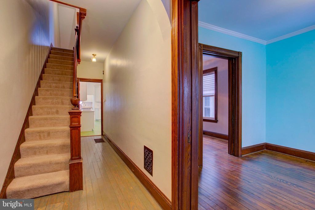 Photo of 827 W WALNUT ST, LANCASTER, PA 17603 (MLS # PALA2031820)