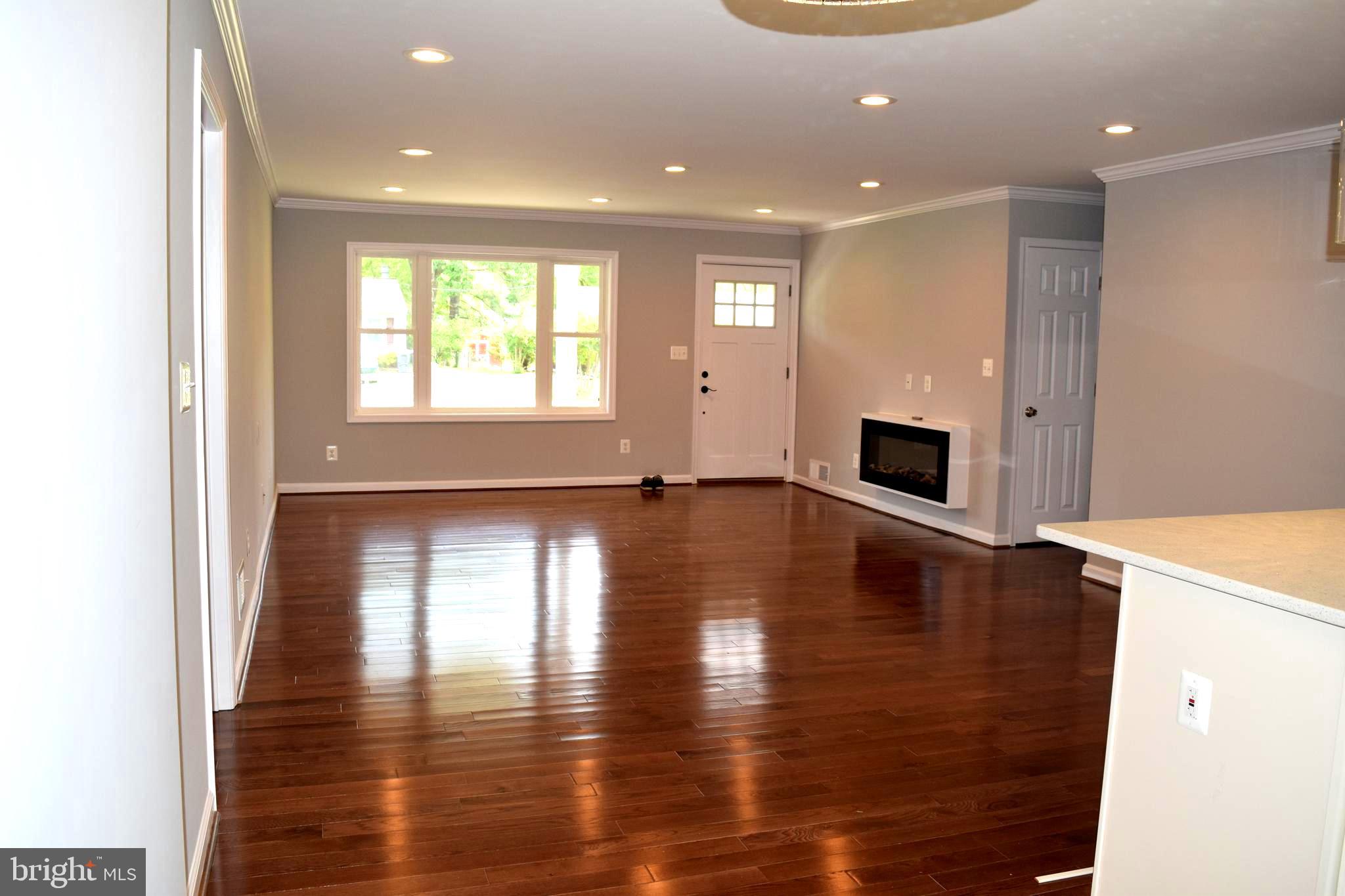 KINGS COLONY - Residential