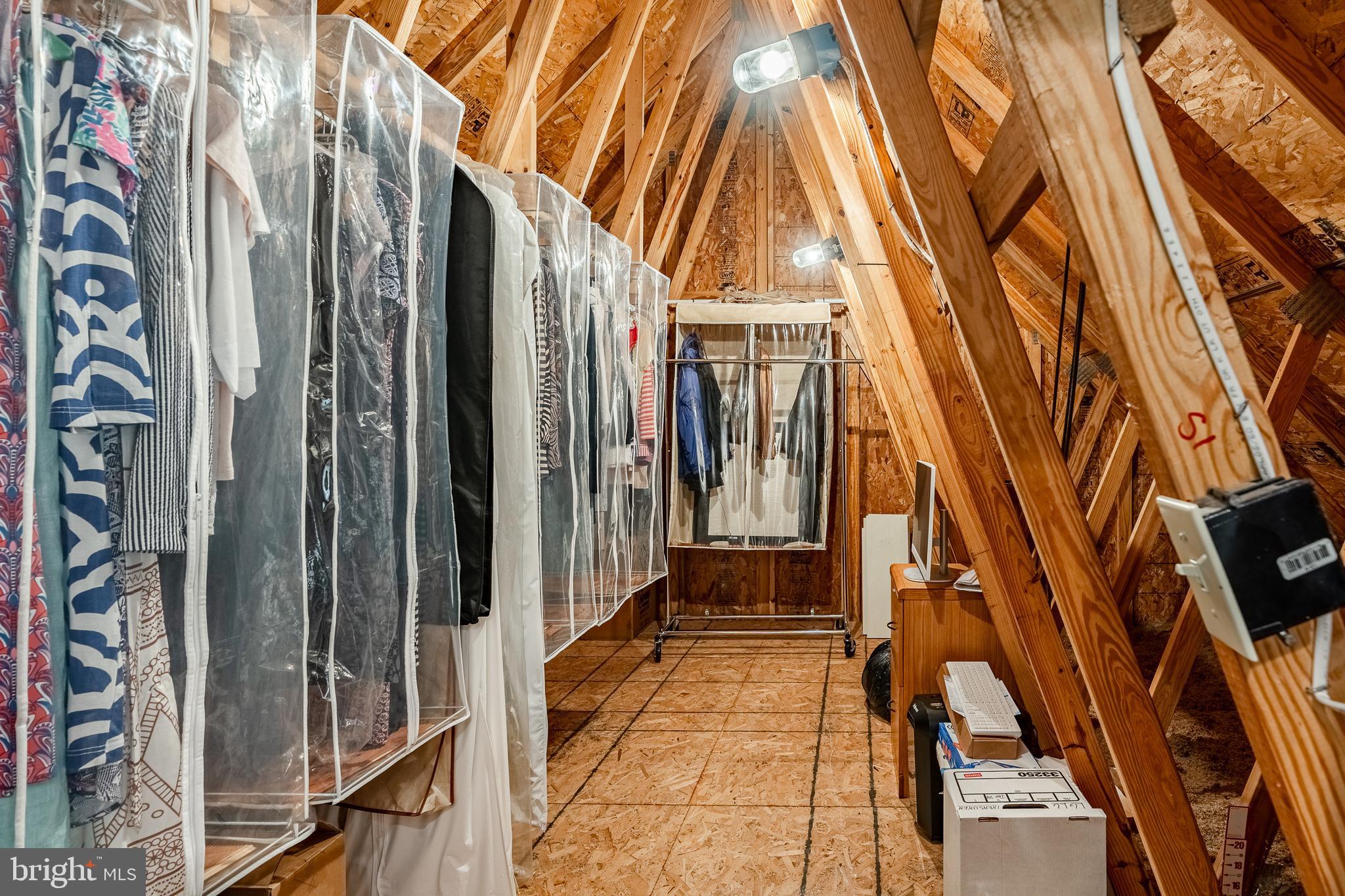 OLDEBULLTOWNVILLAGE - Residential