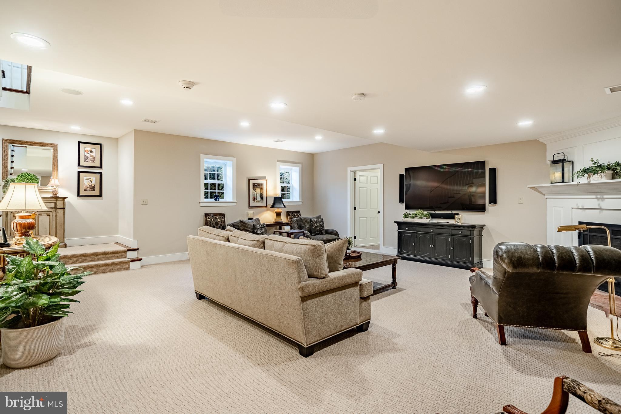 OLDEBULLTOWNVILLAGE - Residential