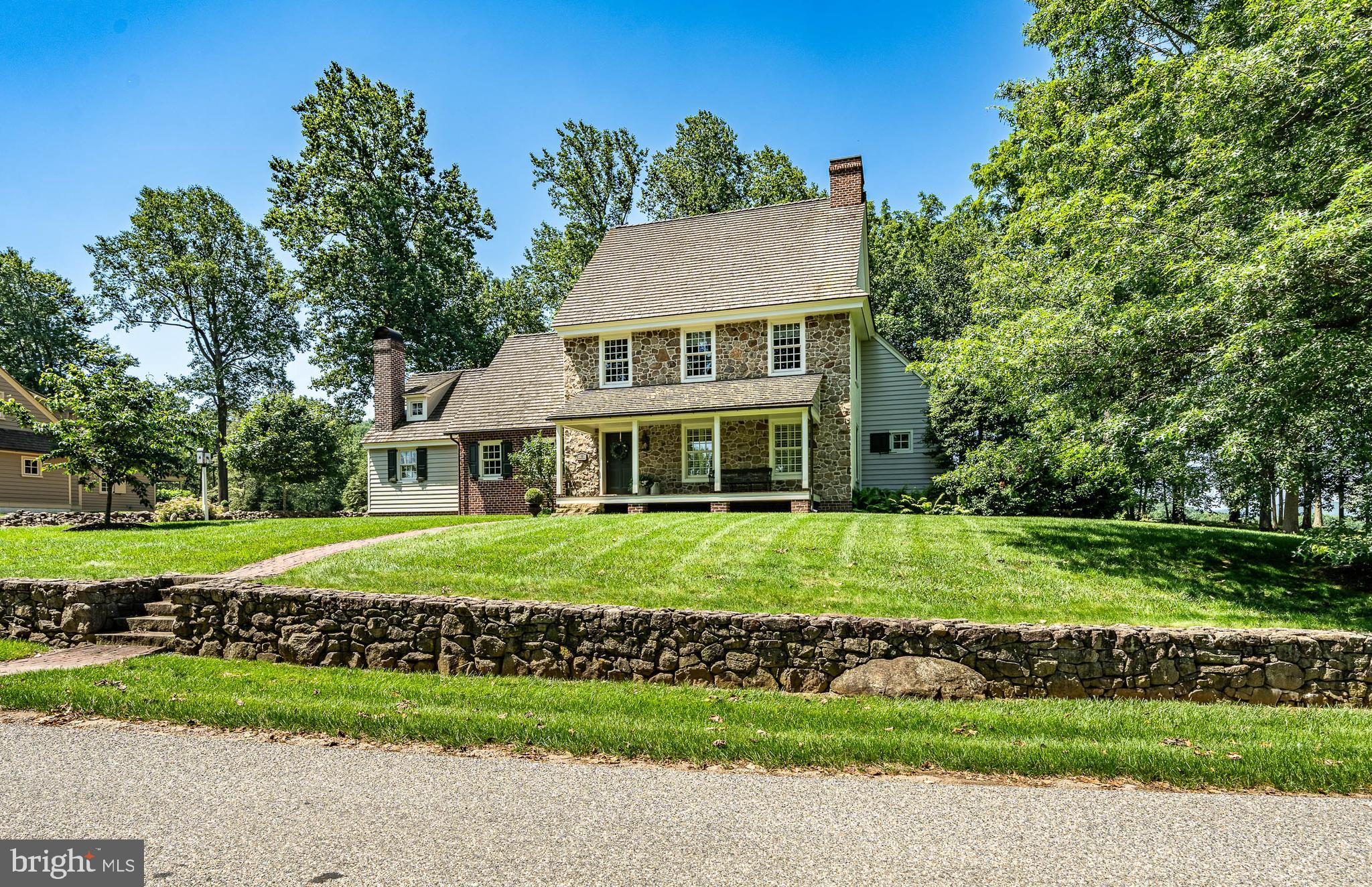 OLDEBULLTOWNVILLAGE - Residential