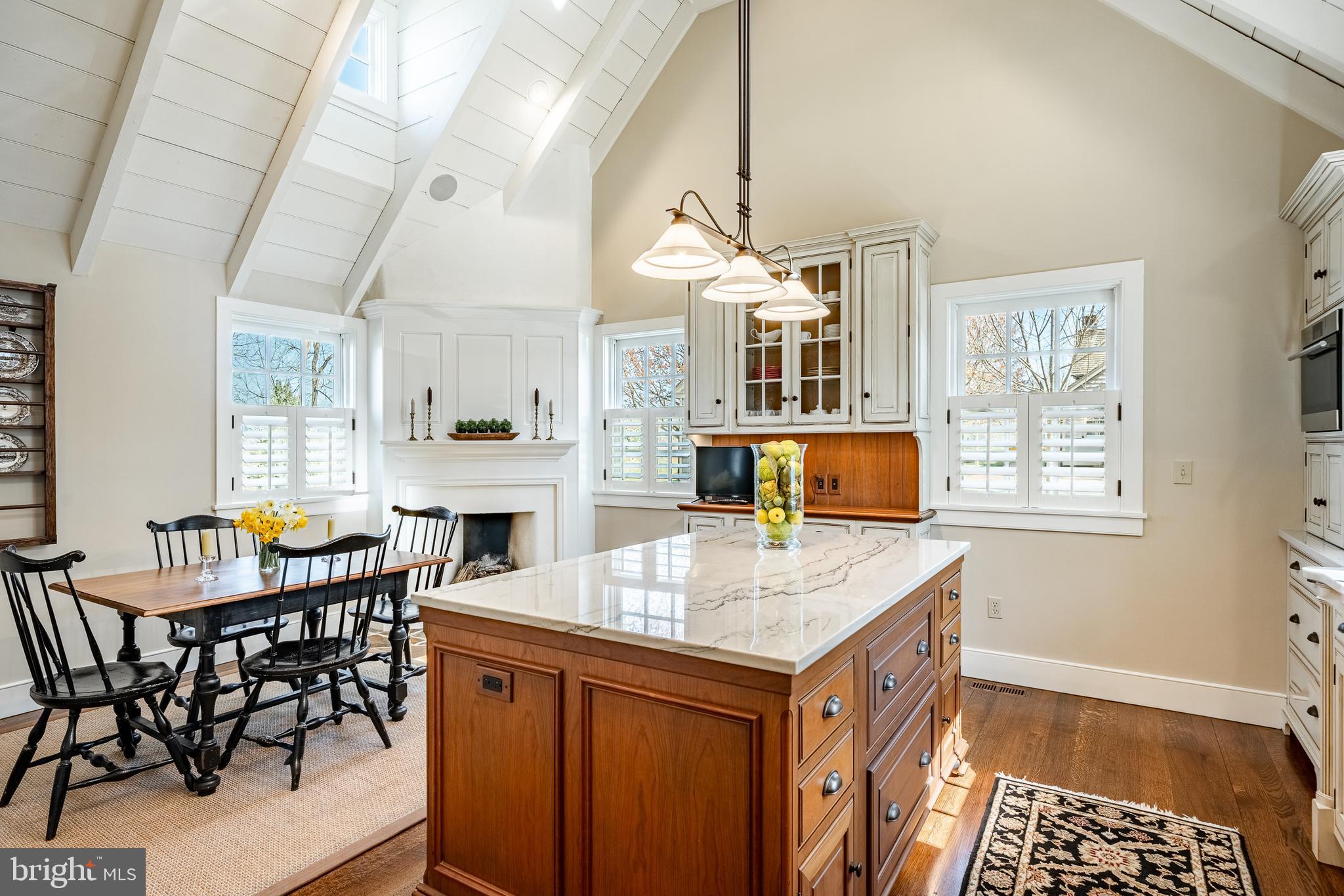 OLDEBULLTOWNVILLAGE - Residential