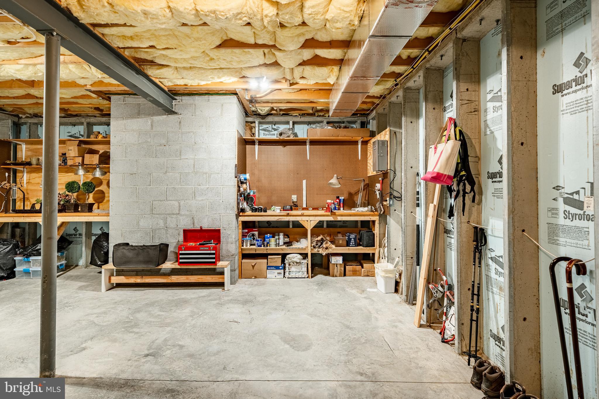 OLDEBULLTOWNVILLAGE - Residential