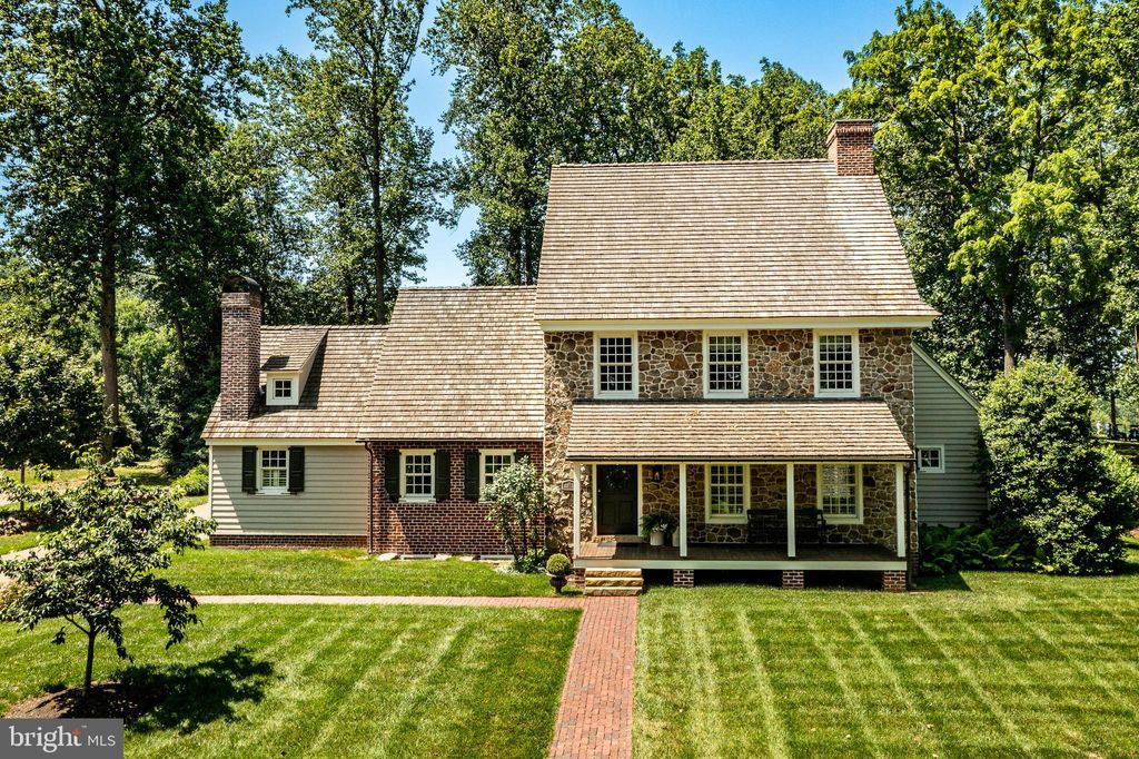 Photo of 63 Brownstone Lane, ELVERSON, PA 19520 (MLS # PACT2110068)