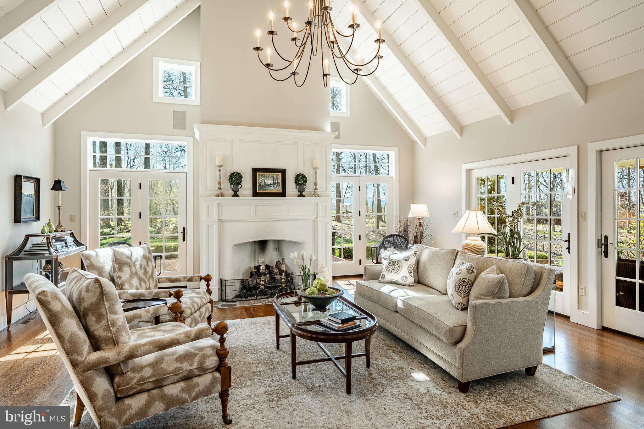 OLDEBULLTOWNVILLAGE - Residential