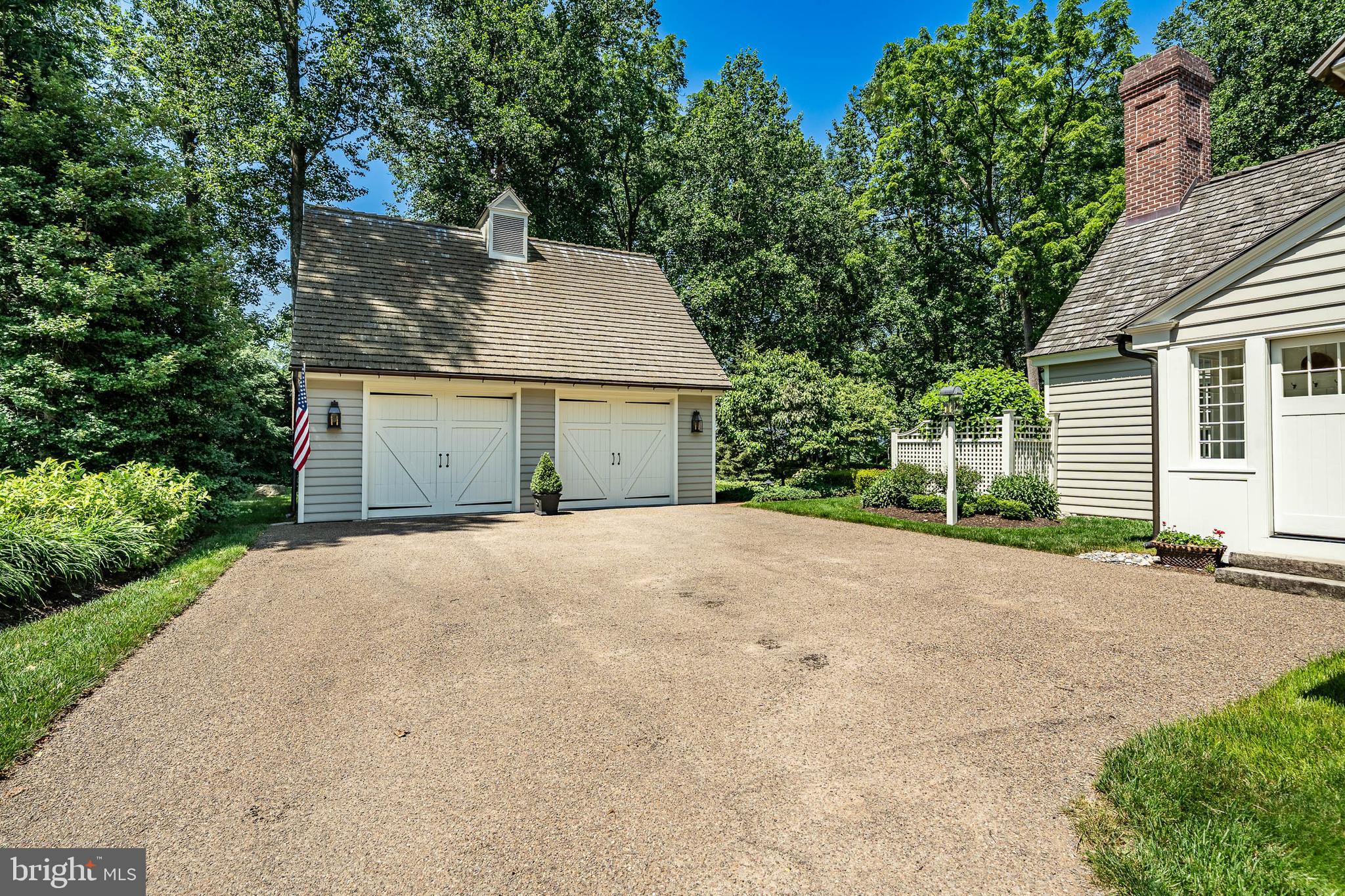 OLDEBULLTOWNVILLAGE - Residential