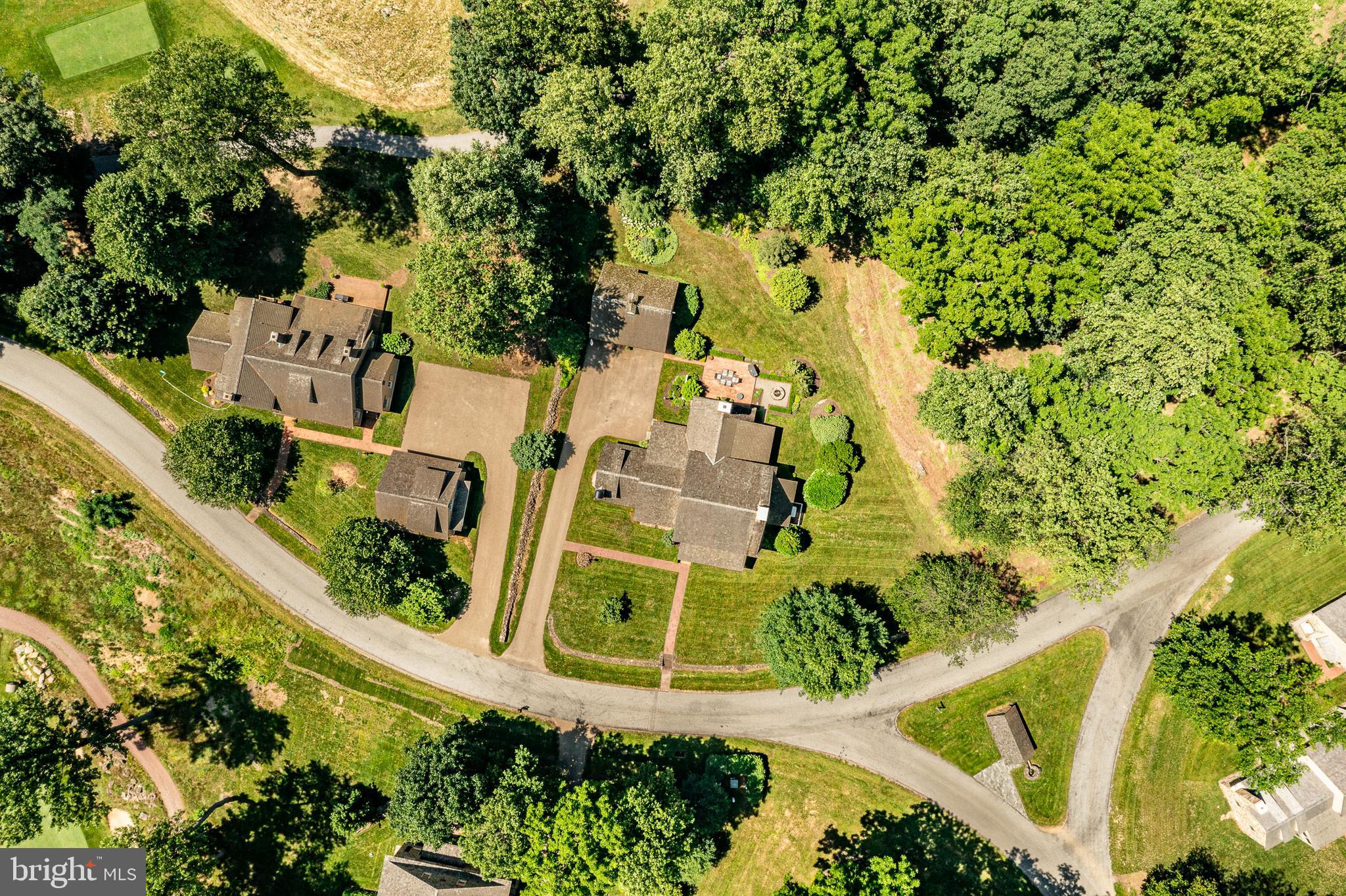 OLDEBULLTOWNVILLAGE - Residential