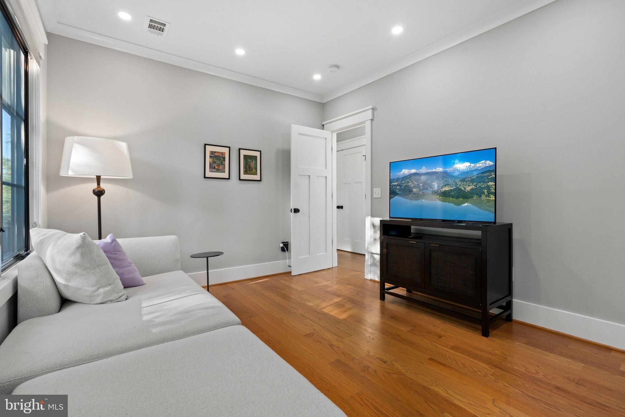 BEVERLEY FOREST - Residential