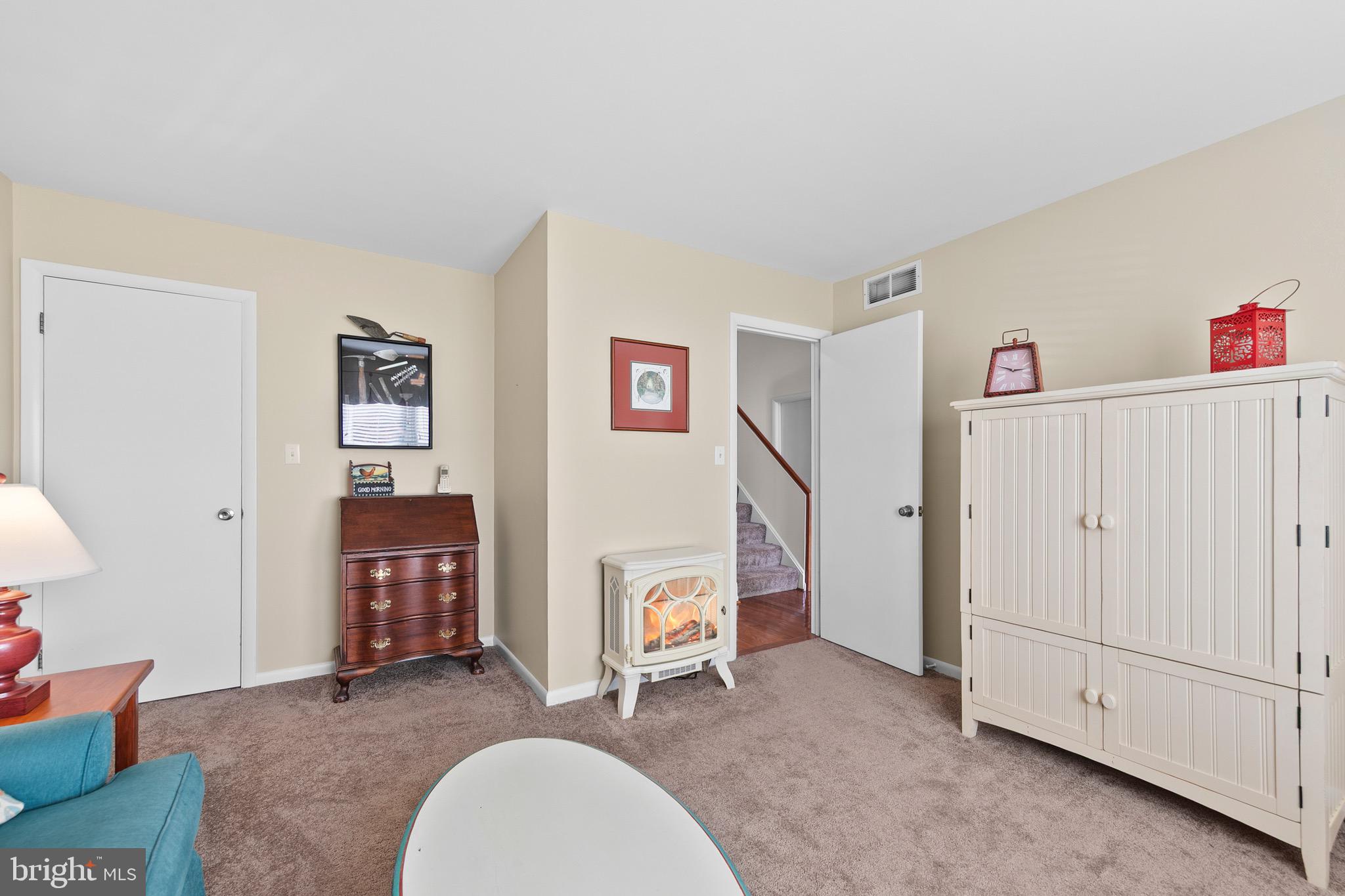 KEENWICK SOUND - Residential