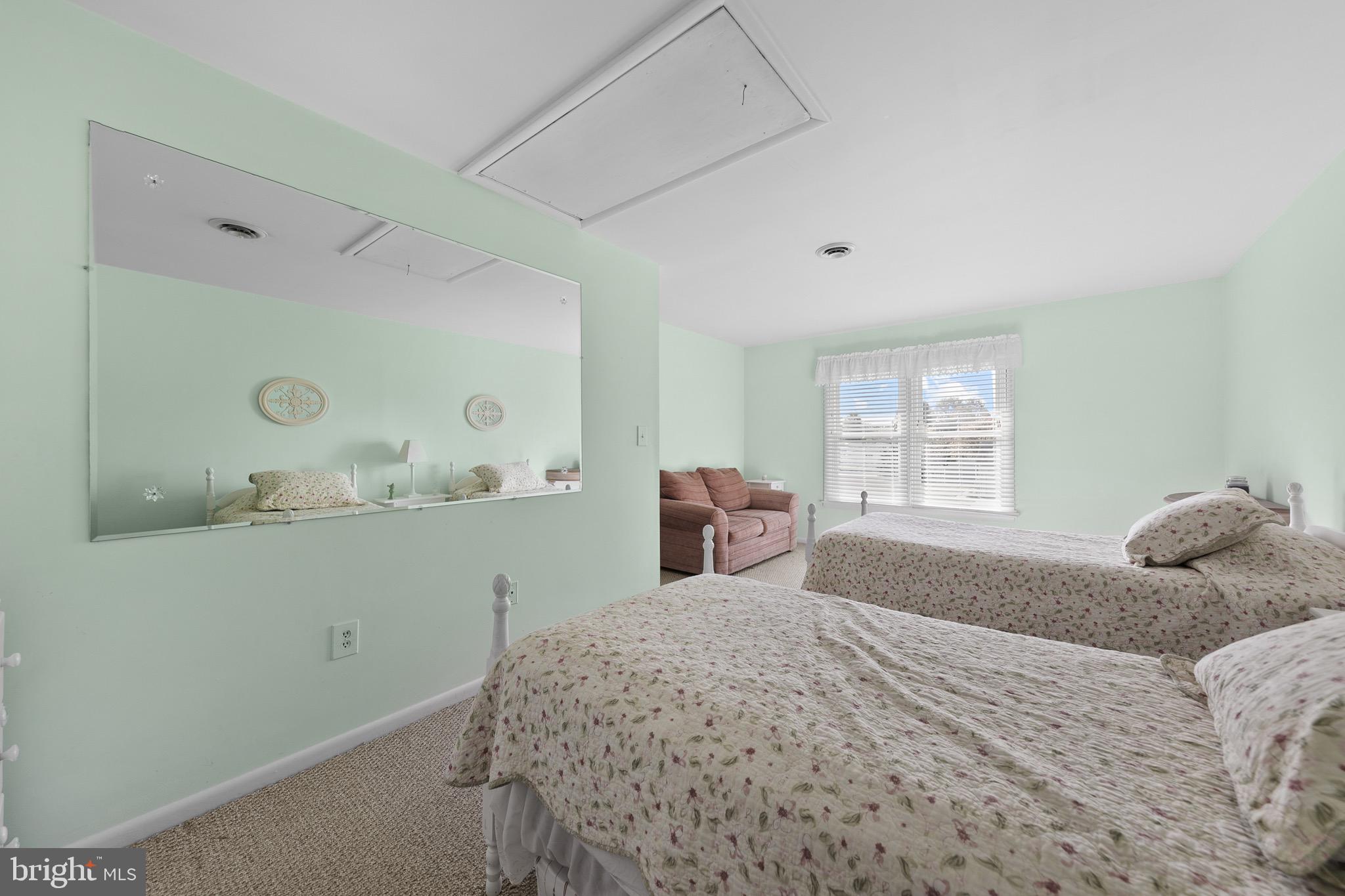 KEENWICK SOUND - Residential