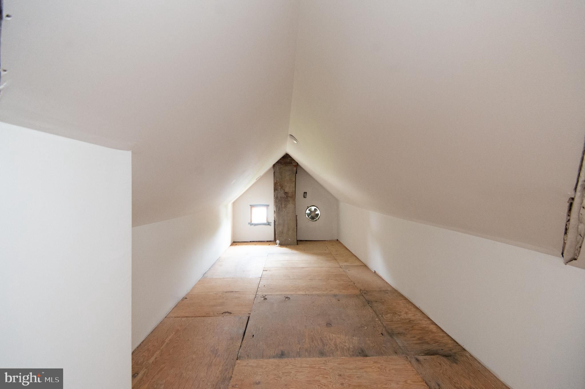 HISTORIC DISTRICT - WEST END - Residential