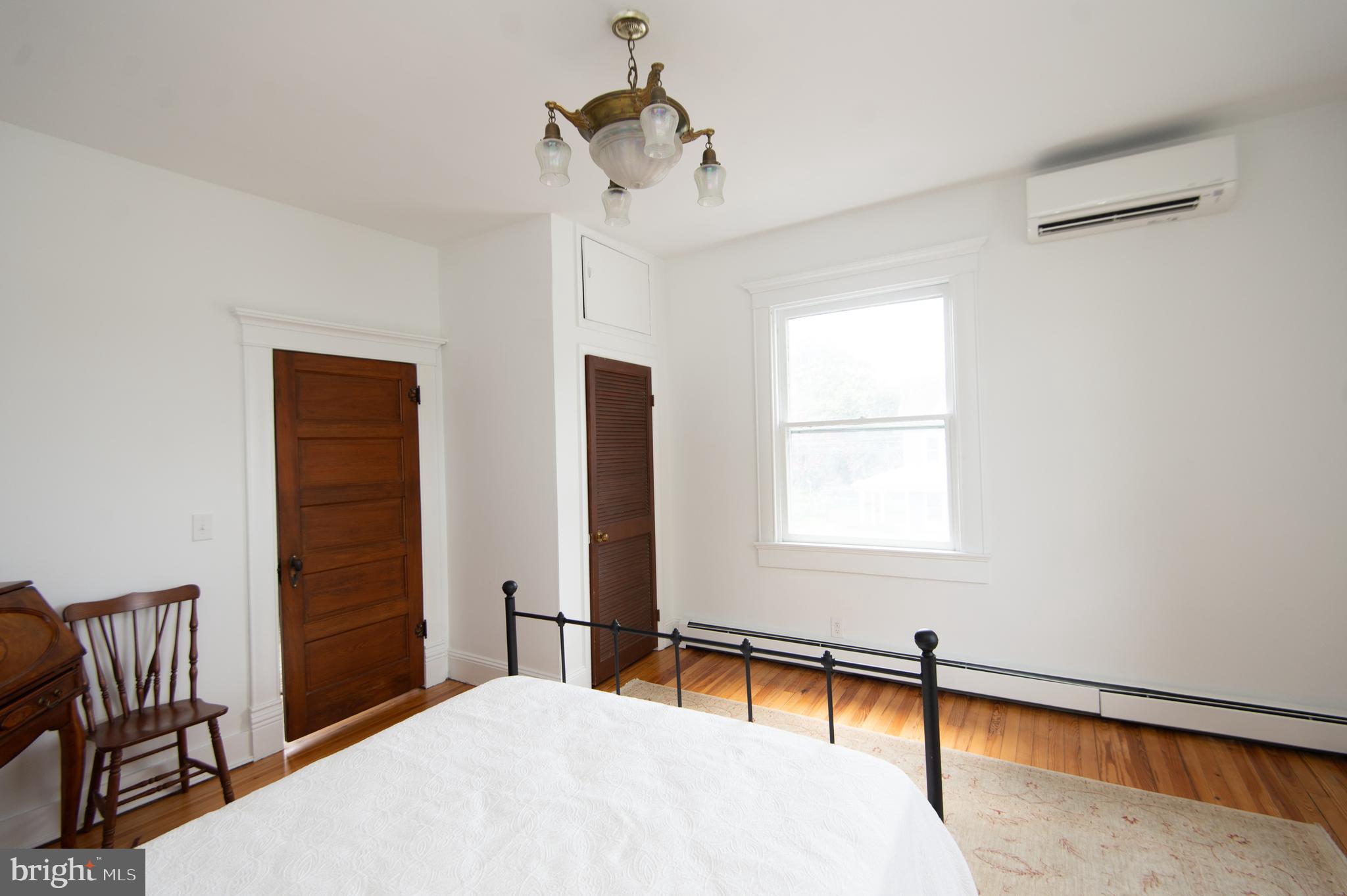 HISTORIC DISTRICT - WEST END - Residential