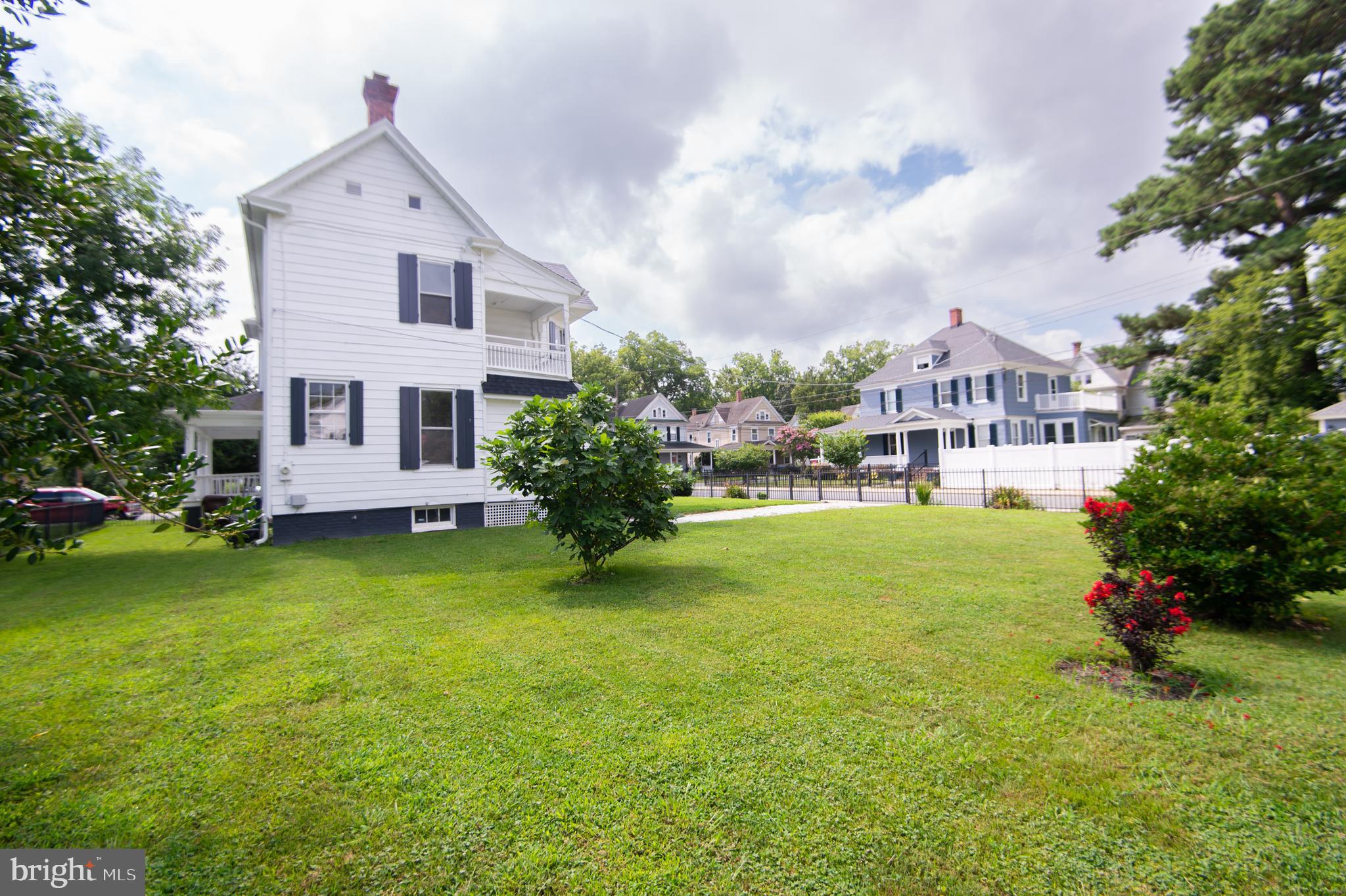 HISTORIC DISTRICT - WEST END - Residential