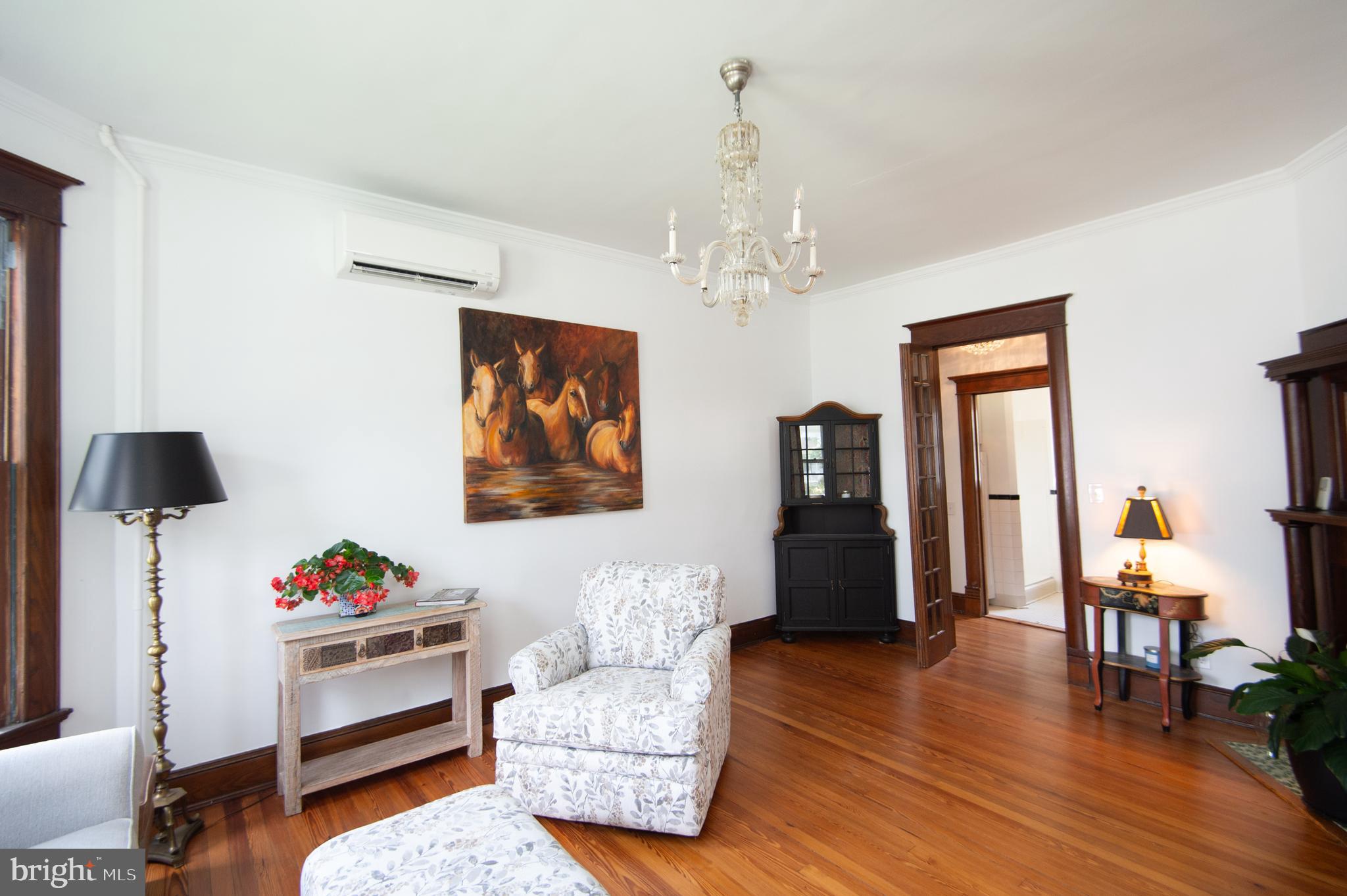 HISTORIC DISTRICT - WEST END - Residential