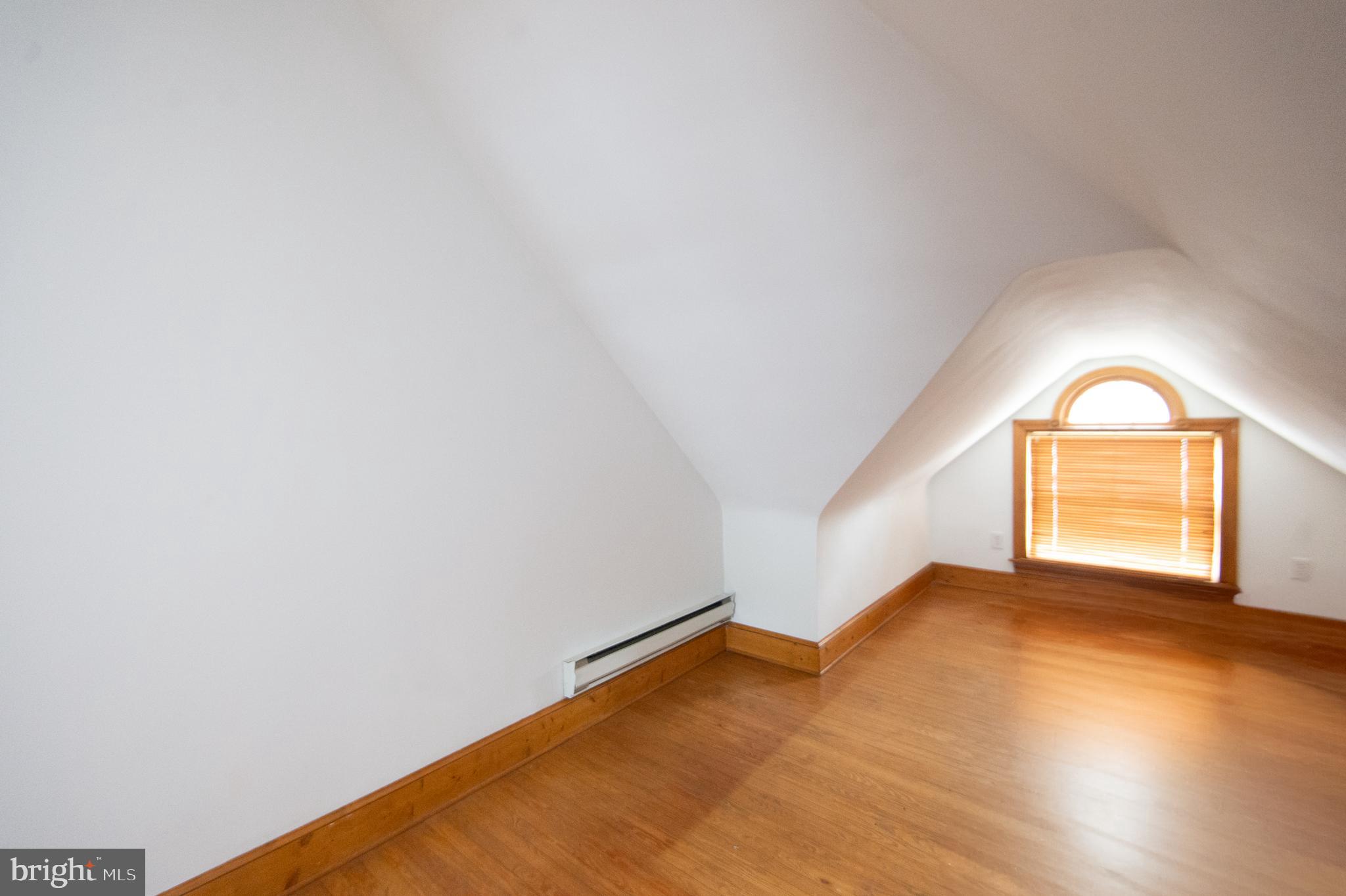 HISTORIC DISTRICT - WEST END - Residential