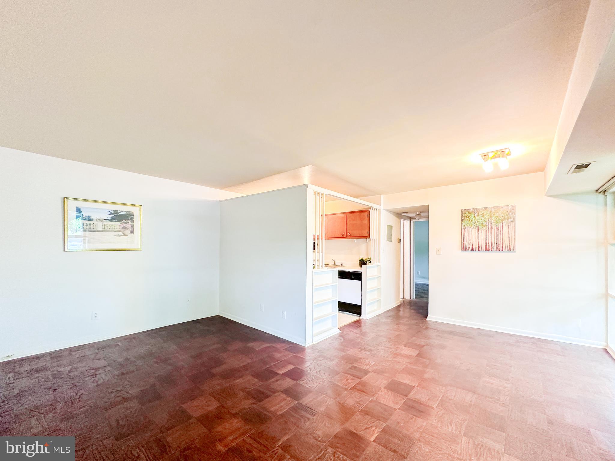 FAIRFAX HERITAGE - Residential