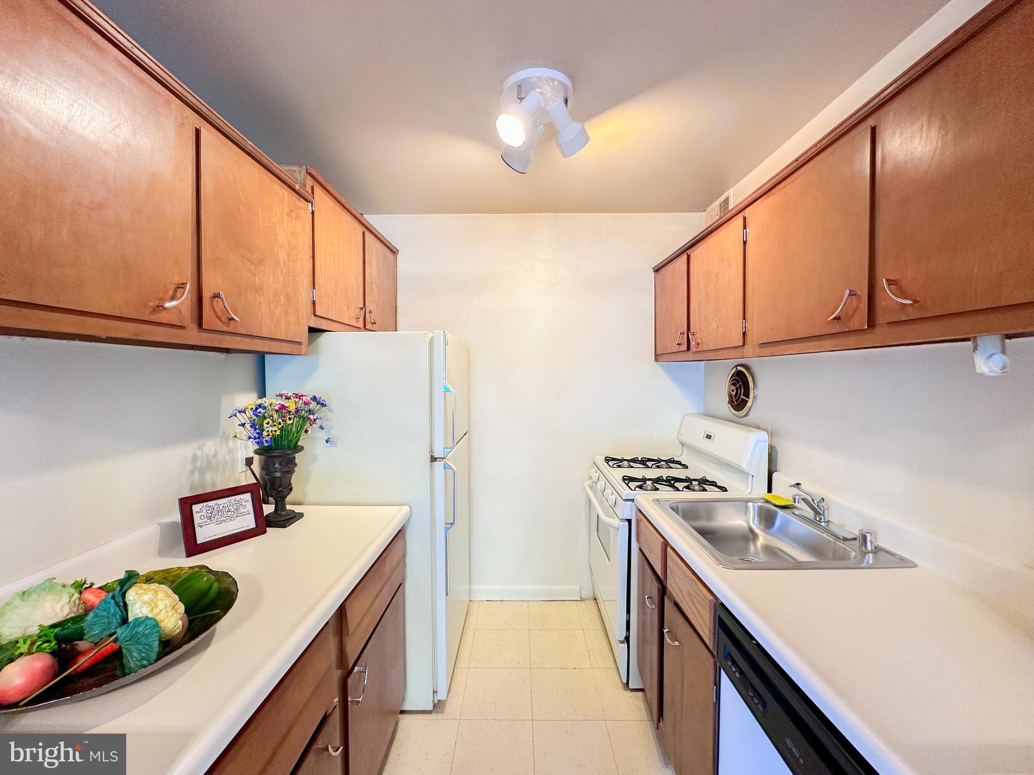 FAIRFAX HERITAGE - Residential