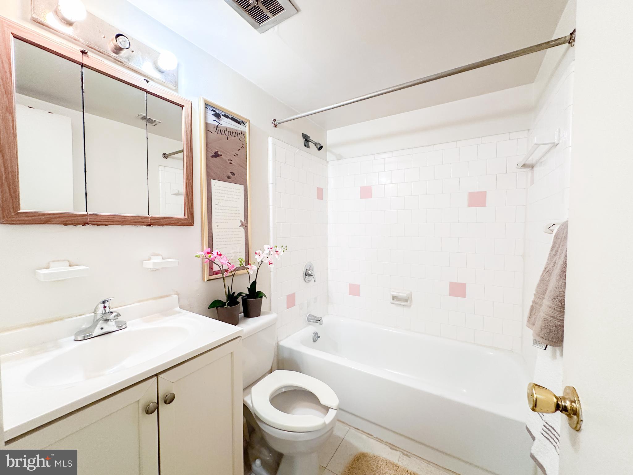 FAIRFAX HERITAGE - Residential