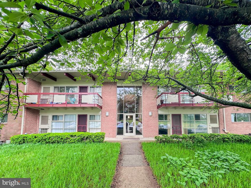 ONE BEDROOM / ONE BATH condo located inside the beltway! This unit is on ground level so you feel you are walking into a detached home, if you enter the unit off the patio.  You enter into a spacious and open floor plan complete with a WALL OF DOORS. 😊. The large bedroom has a large closet. Located off the main living space is a 16 x 6 patio....perfect for your morning coffee or an evening glass of wine! All hardwood flooring. Washer and dryers are for the building. LOW CONDO FEE includes gas, water and trash. The buyer only has to pay the electric bill. 😊 Community amenities include tot lots, professional landscaping. There are also a lot of guest parking available. GREAT commuter location with easy access to 495 and I-66. Minutes to Safeway, H-Mart, Aldi, Mosaic District, Heritage Mall, Tysons Corner, Springfield Town Center, Bowlero Bowling Alley, Ossian Hall Park & Amphitheater, Wakefield Rec Center, Audrey Moore Rec Center, Northern Virginia Community College Annandale Campus, INOVA Fairfax, and WolfTrap. You’ll have great public transportation access, with a metro bus stop within 100 yards. Just 4 blocks to I-495 and 15 miles to downtown DC! Quick access to Little River Turnpike, Braddock Road, Columbia Pike, and I-95.