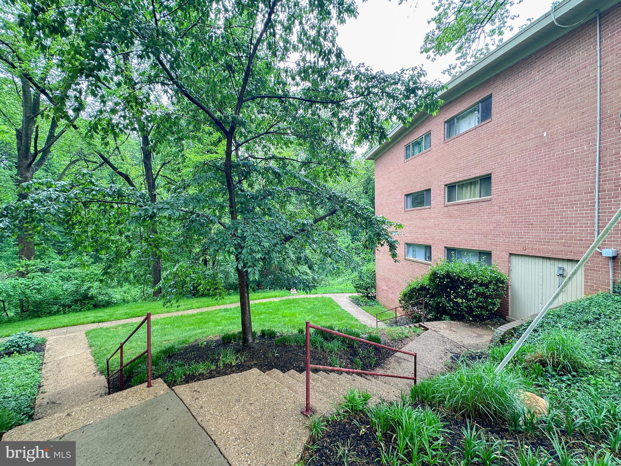 FAIRFAX HERITAGE - Residential