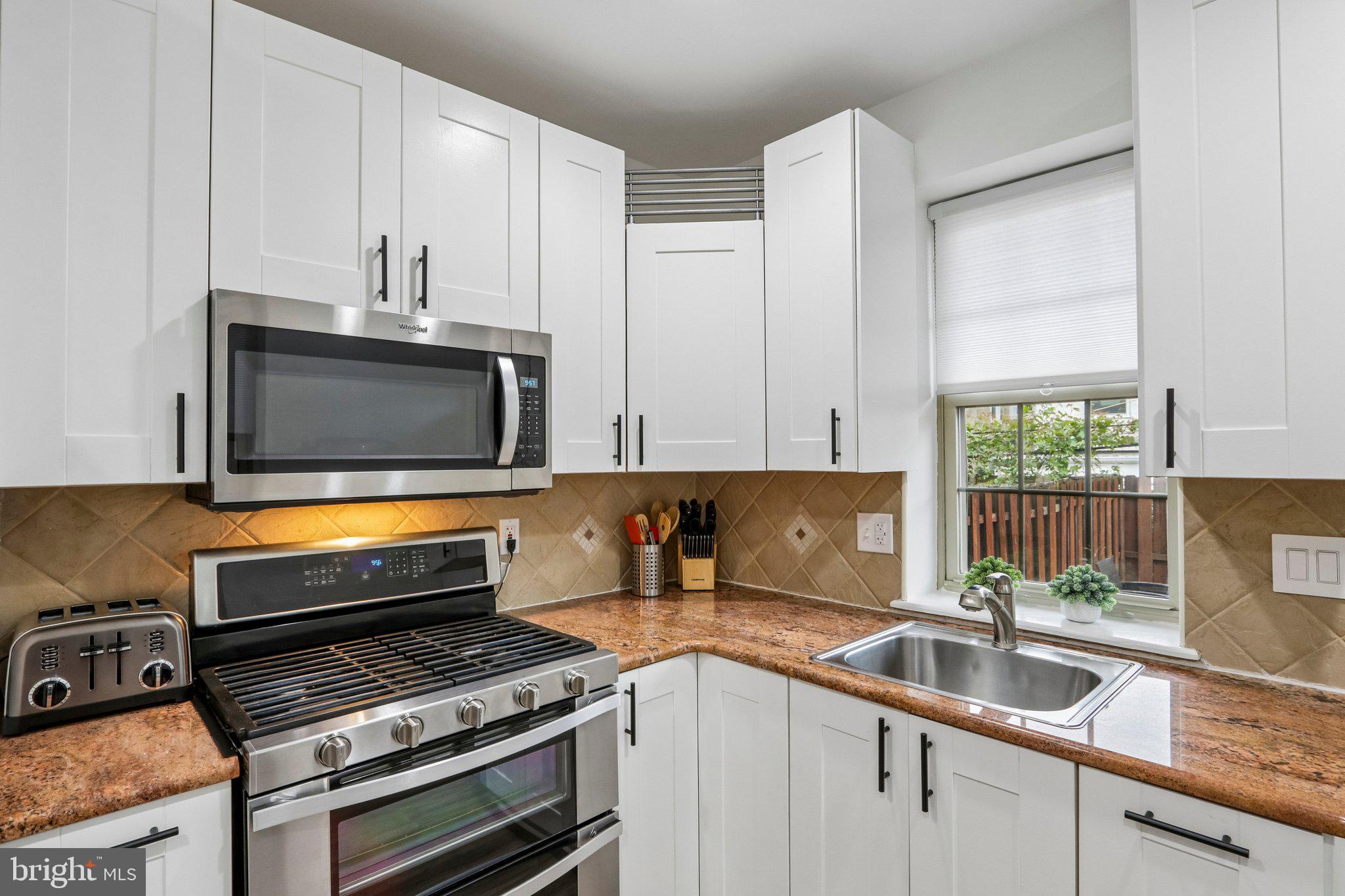 FAIRMOUNT - Residential