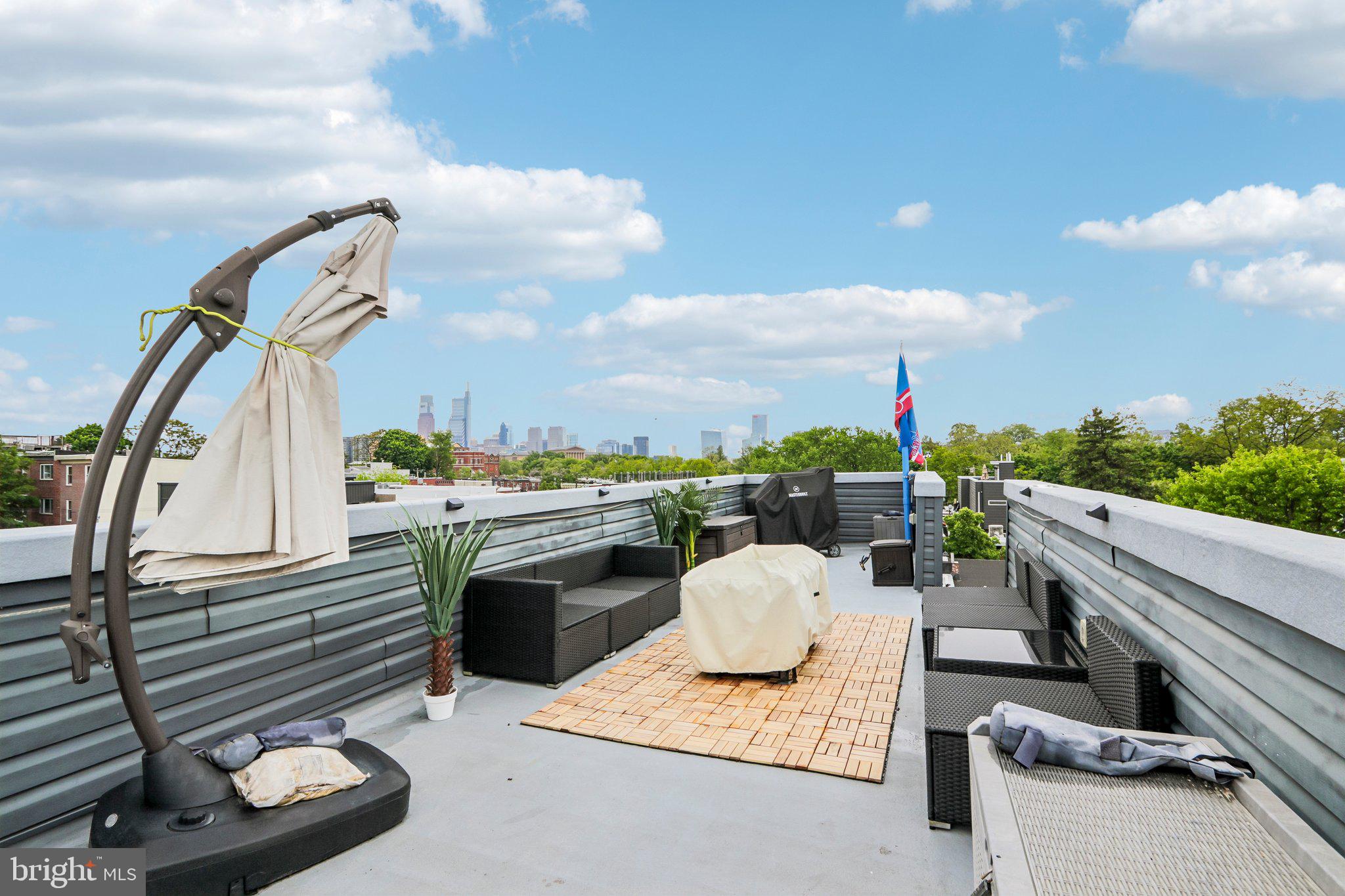 FAIRMOUNT - Residential