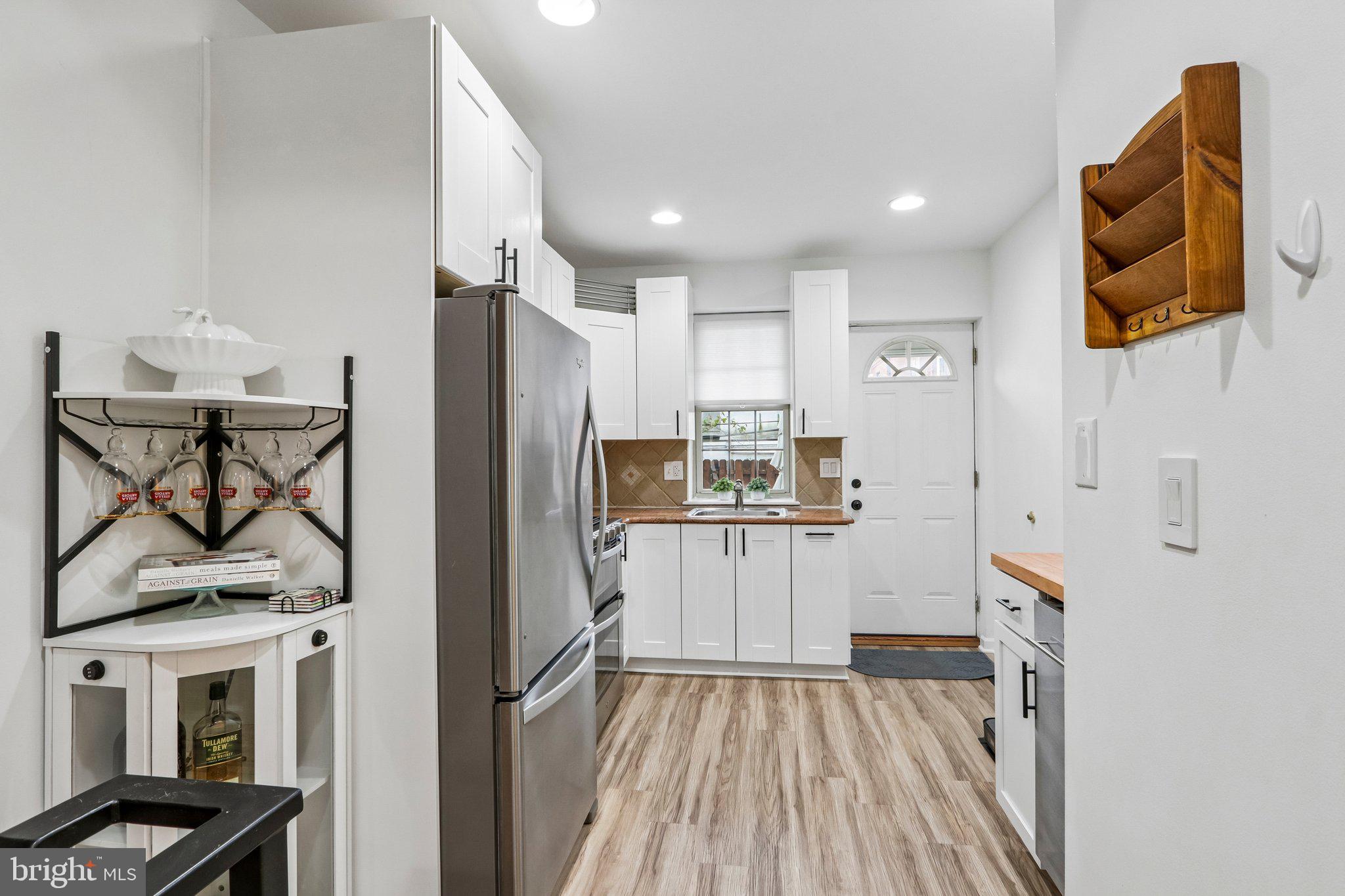 FAIRMOUNT - Residential