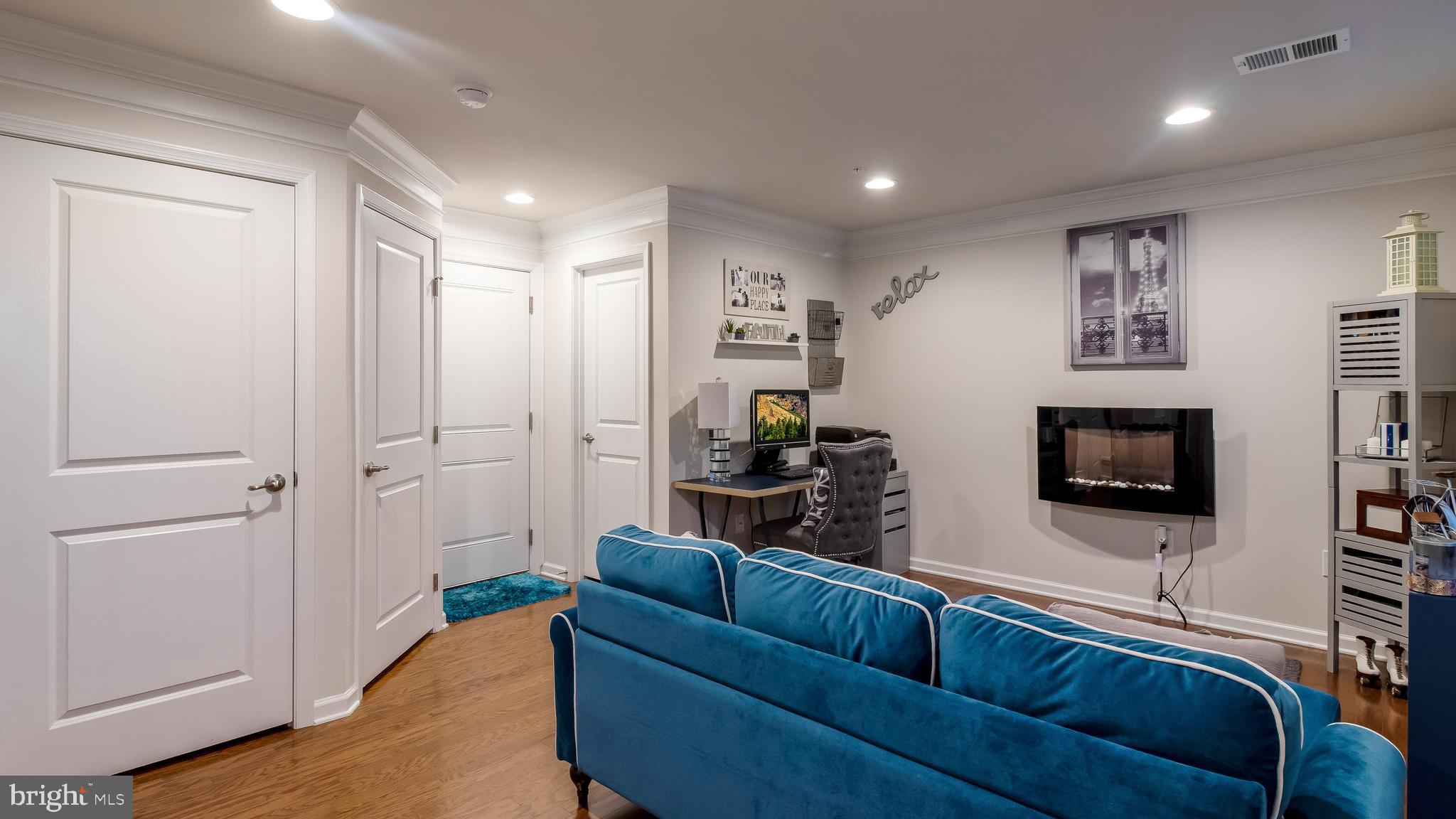 PRESERVE AT WINDLASS RUN - Residential