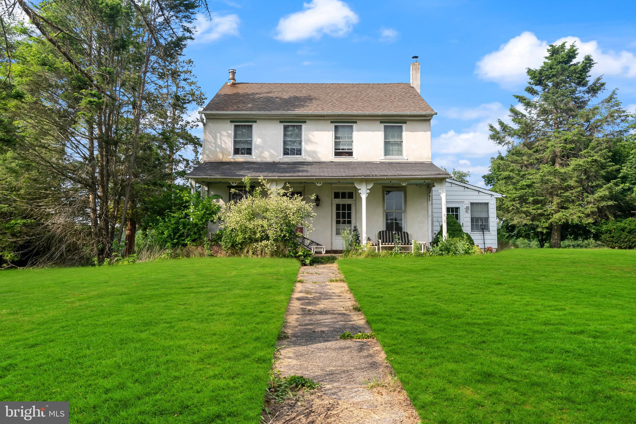 1112 W BRIDGE STREET