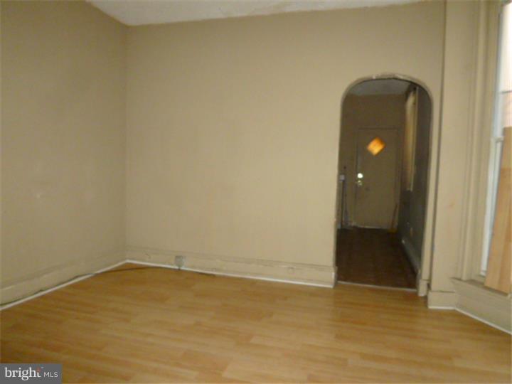 PHILADELPHIA (WEST) - Residential