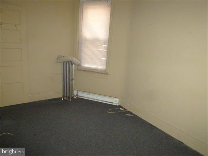 PHILADELPHIA (WEST) - Residential