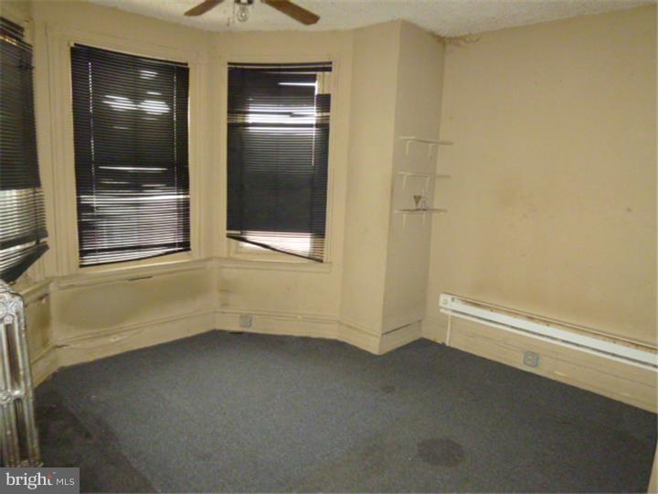 PHILADELPHIA (WEST) - Residential