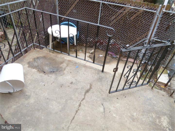 PHILADELPHIA (WEST) - Residential