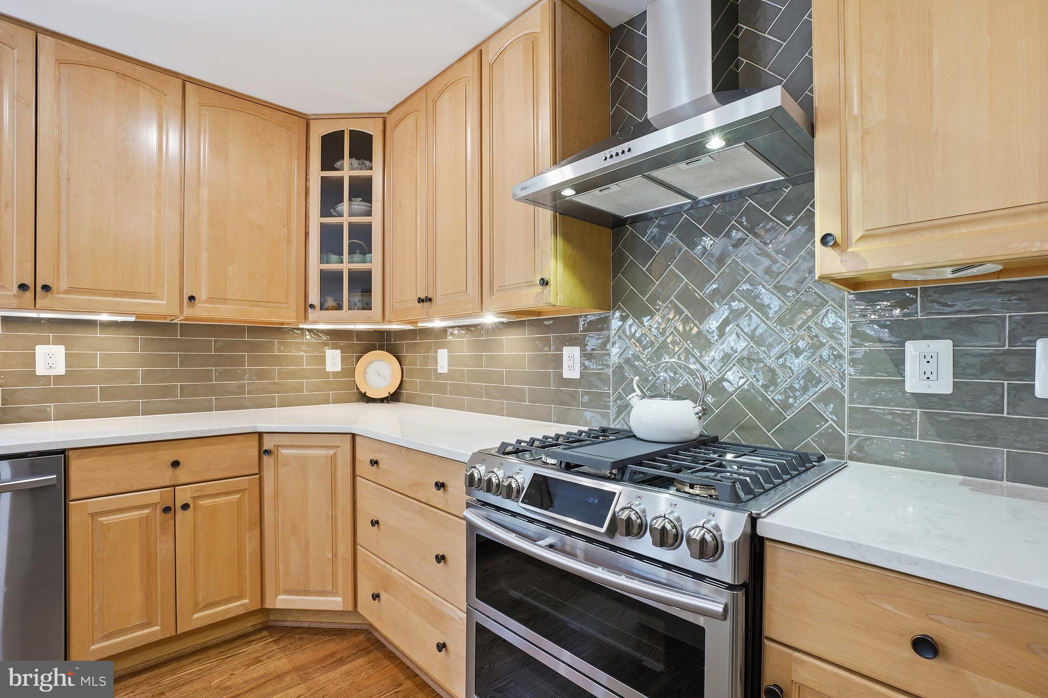 SHAKER WOODS - Residential