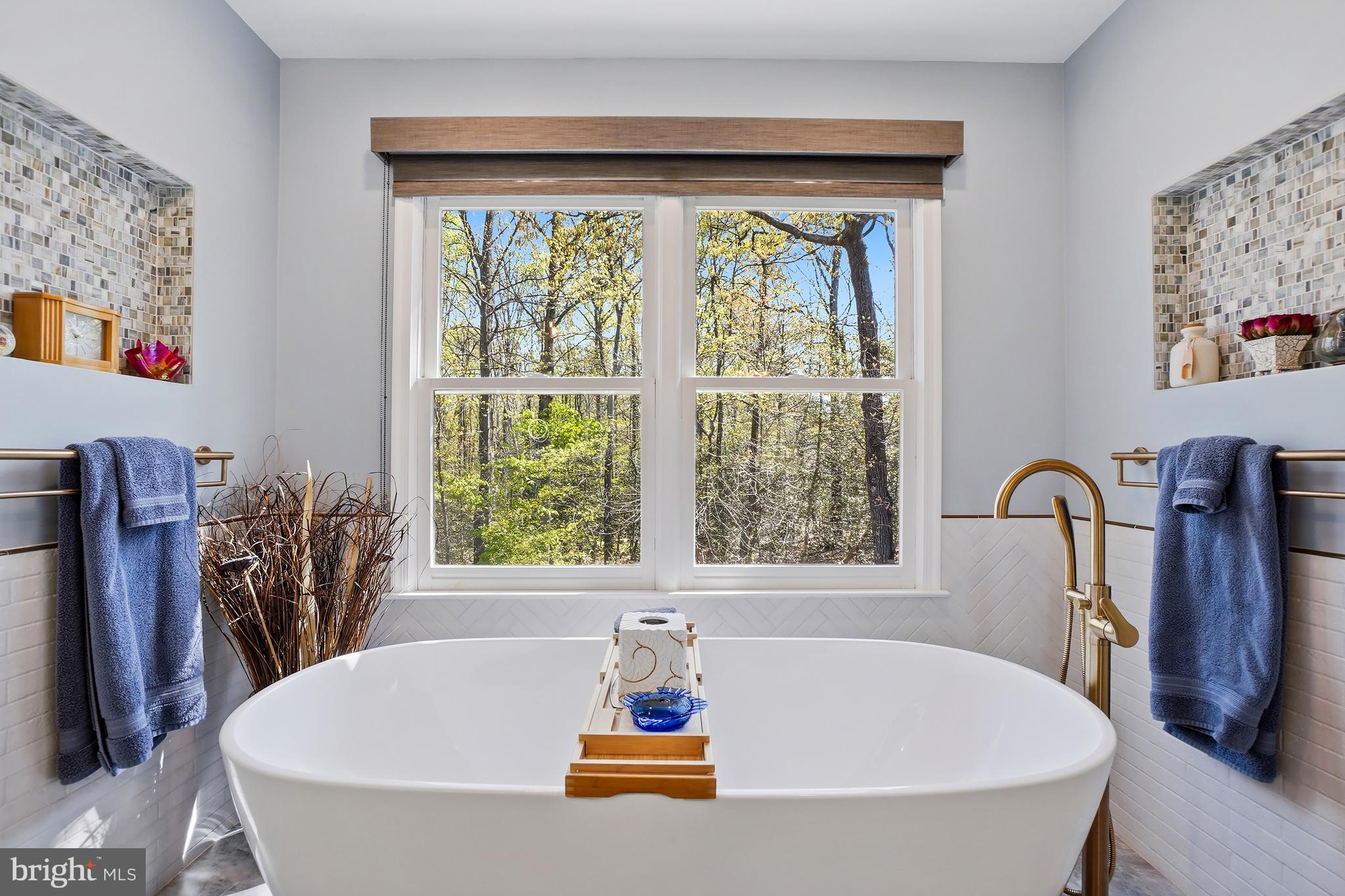 SHAKER WOODS - Residential