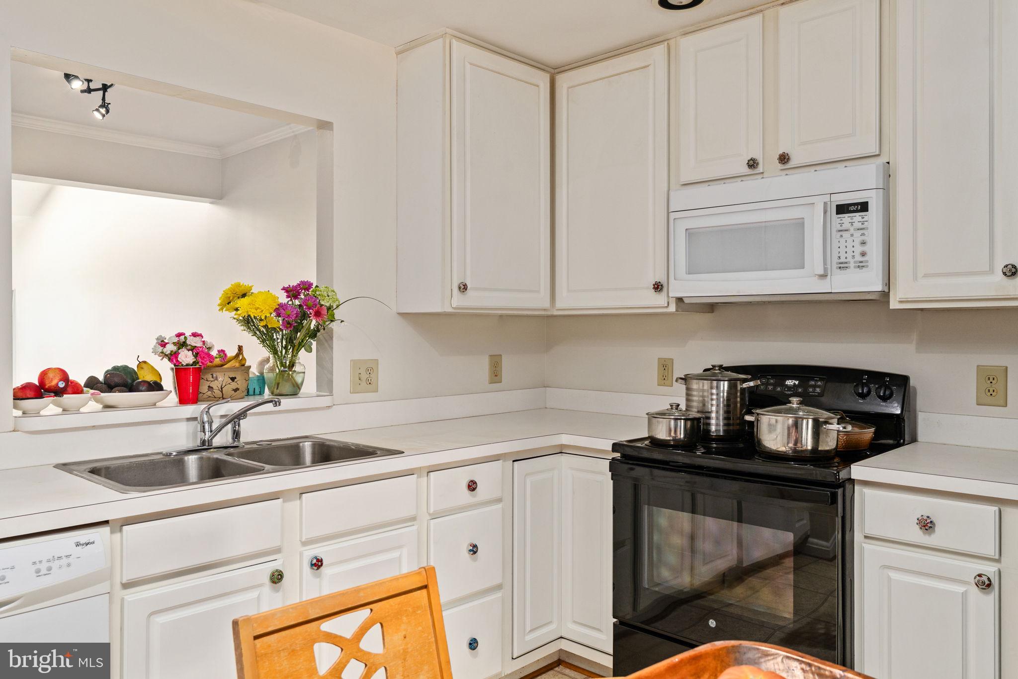 OAKVIEW (SALEM FIELDS) - Residential