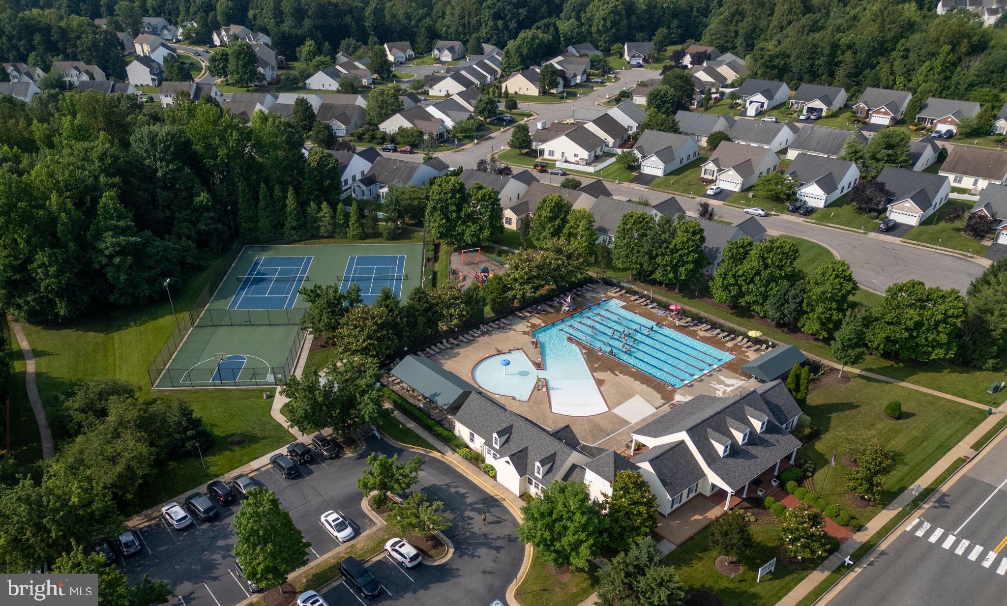 OAKVIEW (SALEM FIELDS) - Residential